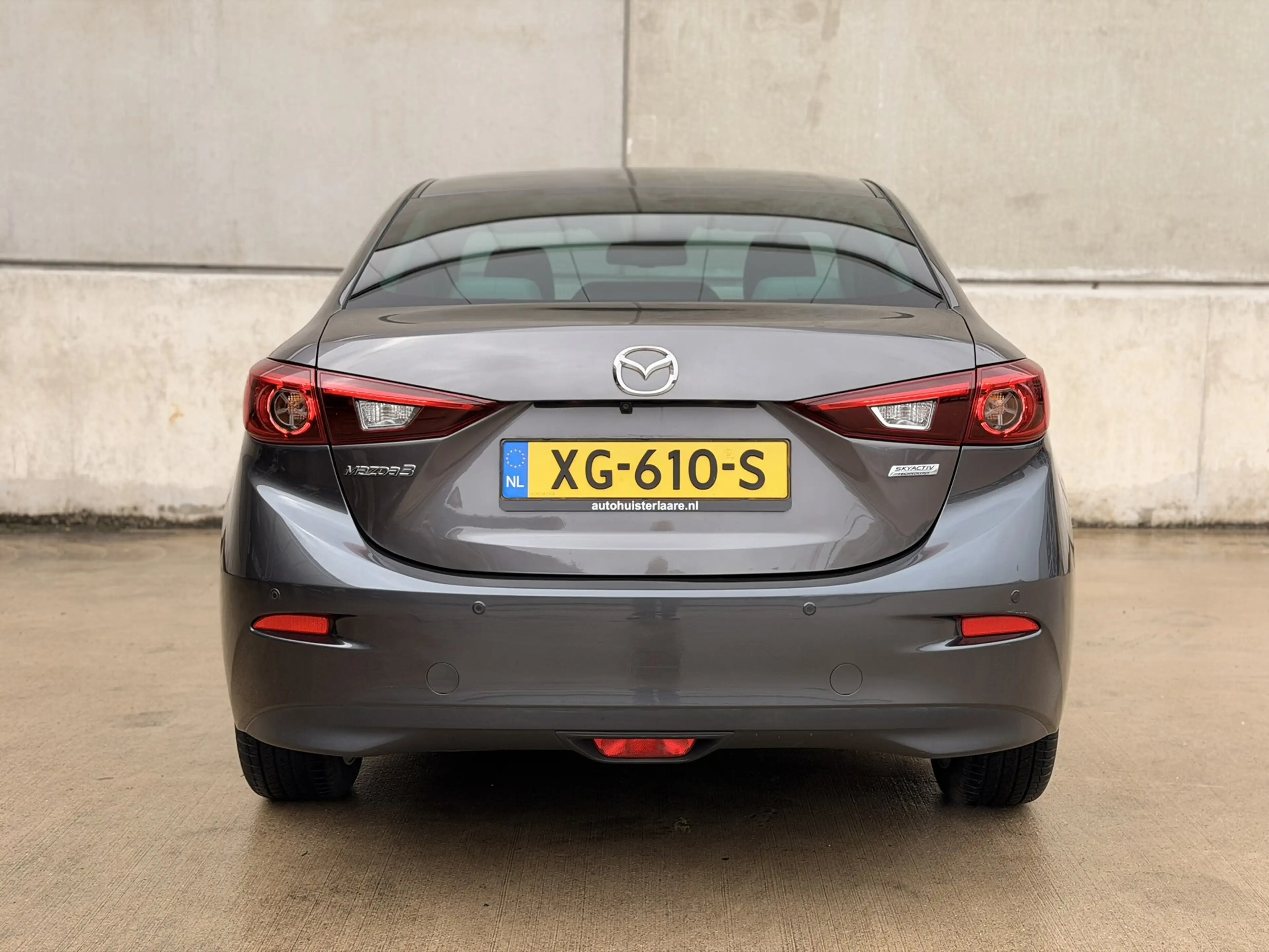 Mazda 3 Sedan 2.0 SkyActiv-G Leder HUD 18' Camera Keyless — photo 5