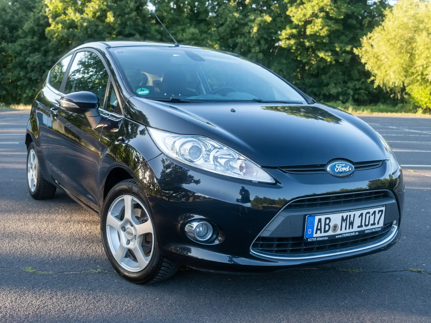 Ford Fiesta Titanium / TÜV 01/27 Negro - 2