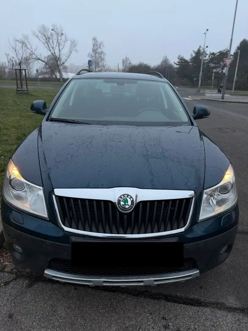 Skoda Octavia Scout 4x4 DSG - 1