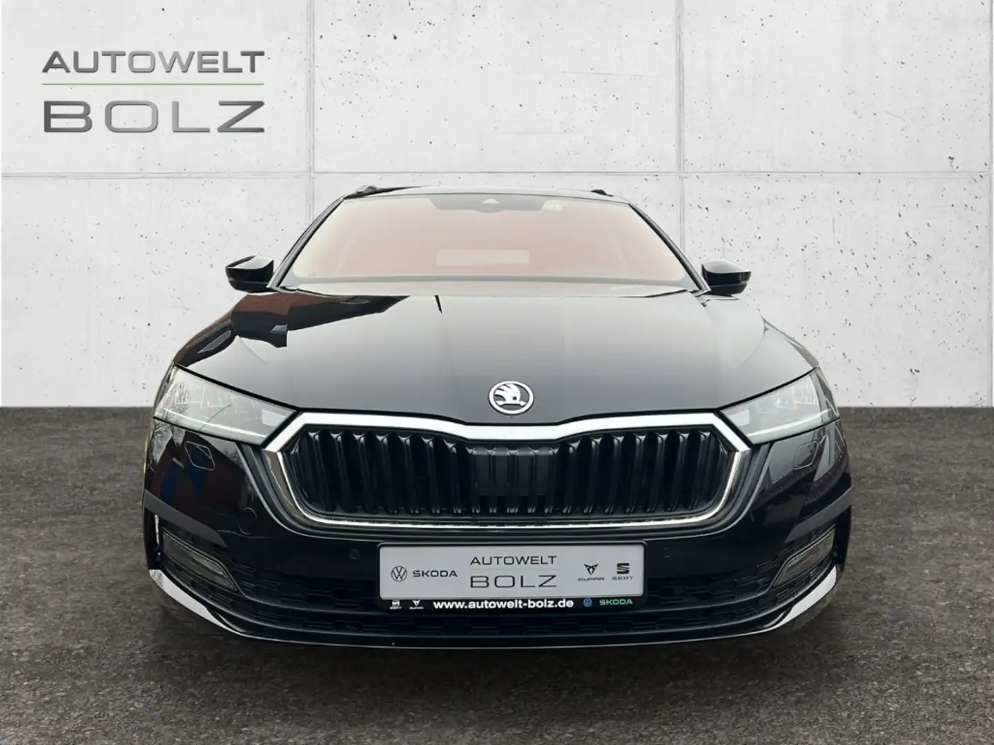 Skoda Octavia Combi Clever 2.0 TDI Navi Kamera LED ACC Apple Car Schwarz - 2