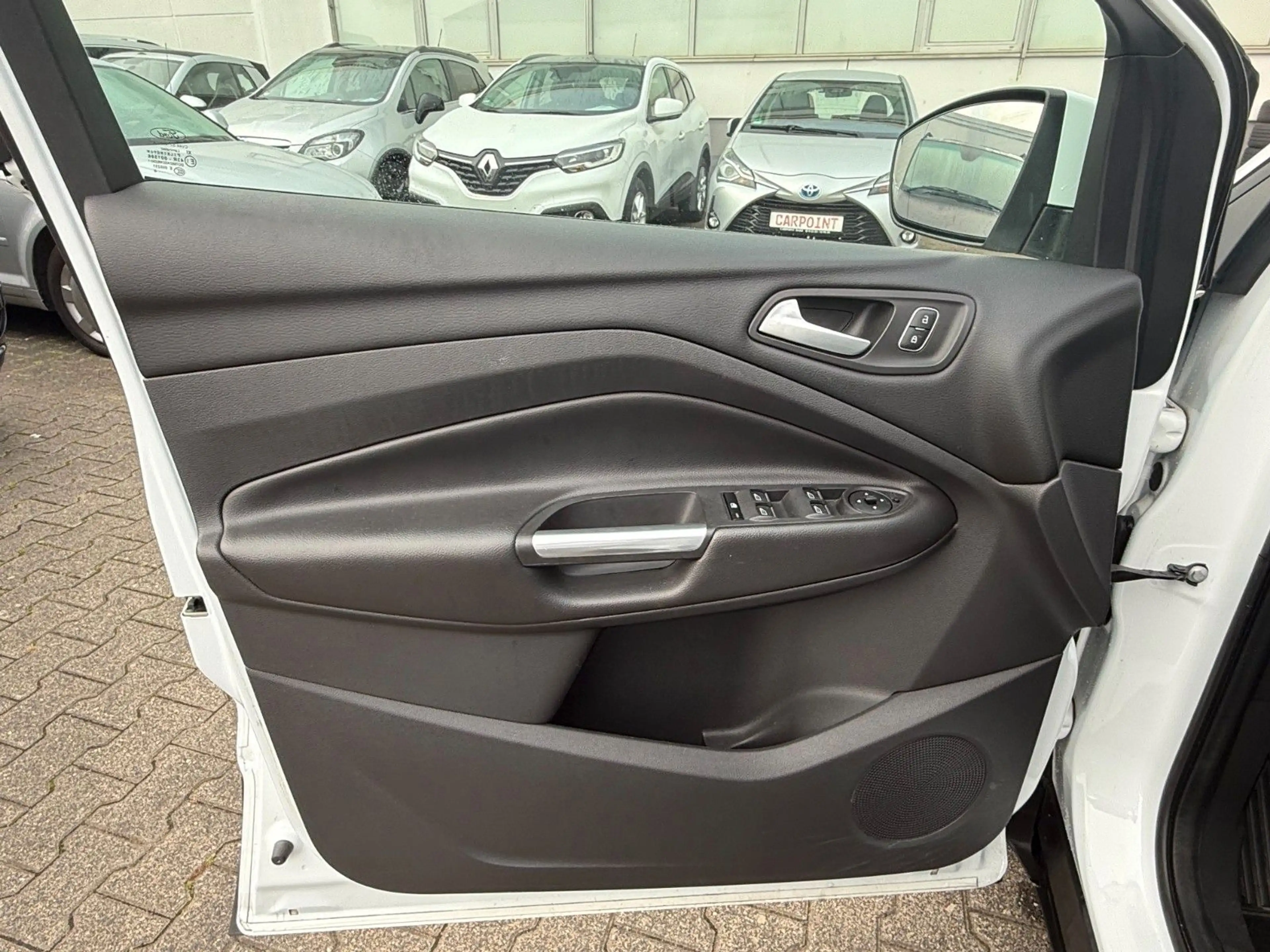 Ford Kuga Cool & Connect KLIMA/NAVI/SHZ/PDC/ALLWETTER — photo 9
