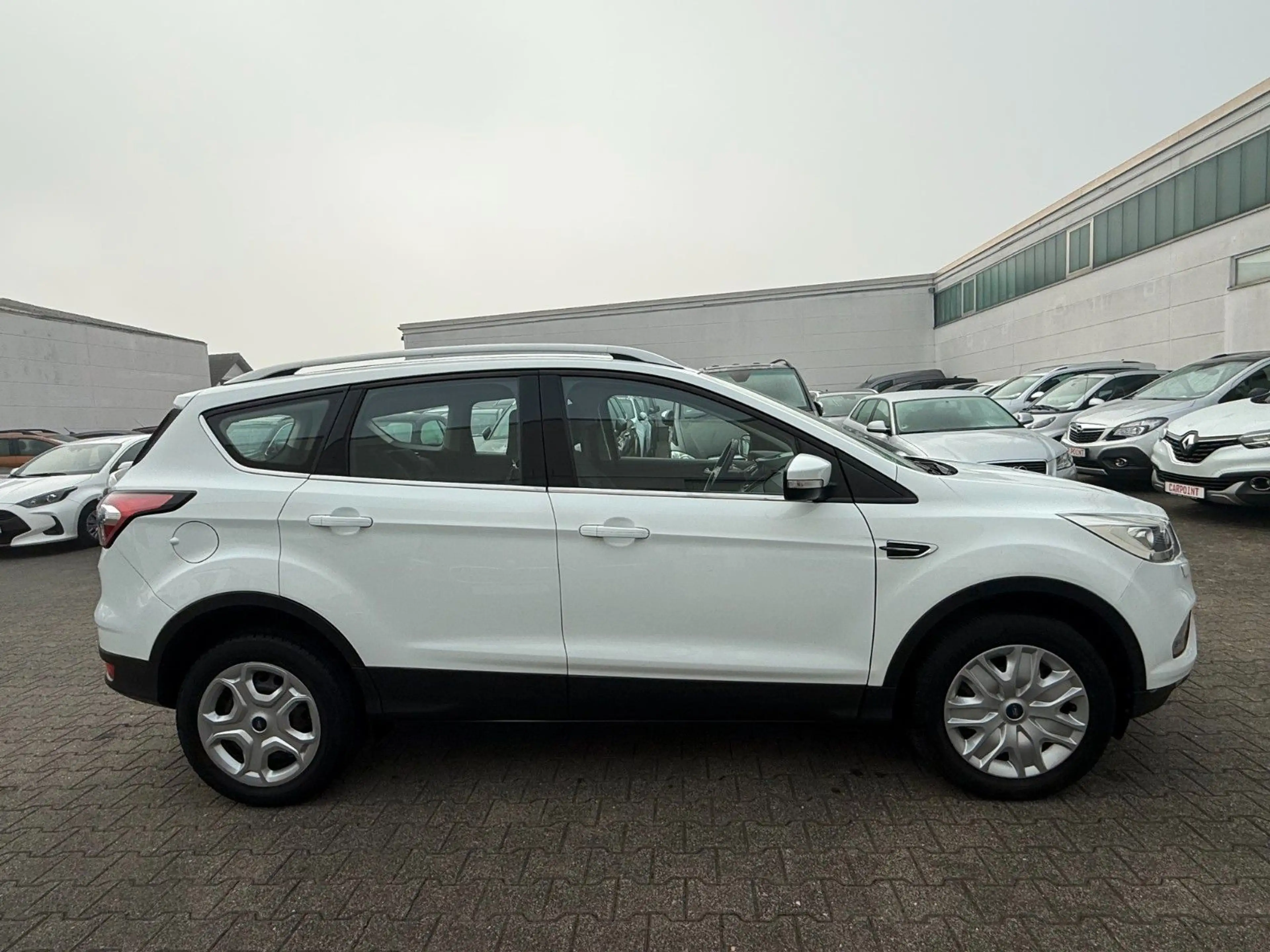 Ford Kuga Cool & Connect KLIMA/NAVI/SHZ/PDC/ALLWETTER — photo 4