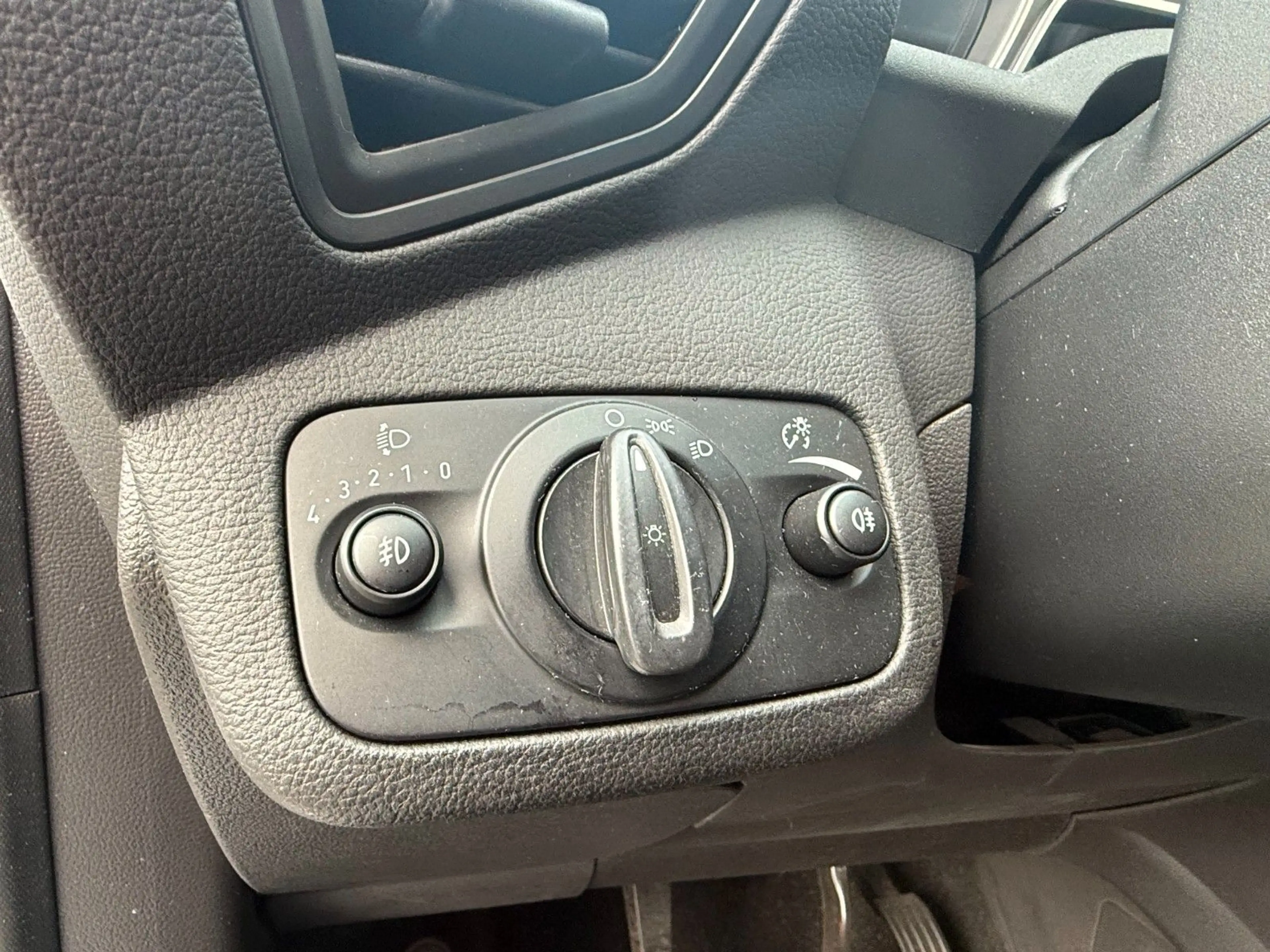 Ford Kuga Cool & Connect KLIMA/NAVI/SHZ/PDC/ALLWETTER — photo 11