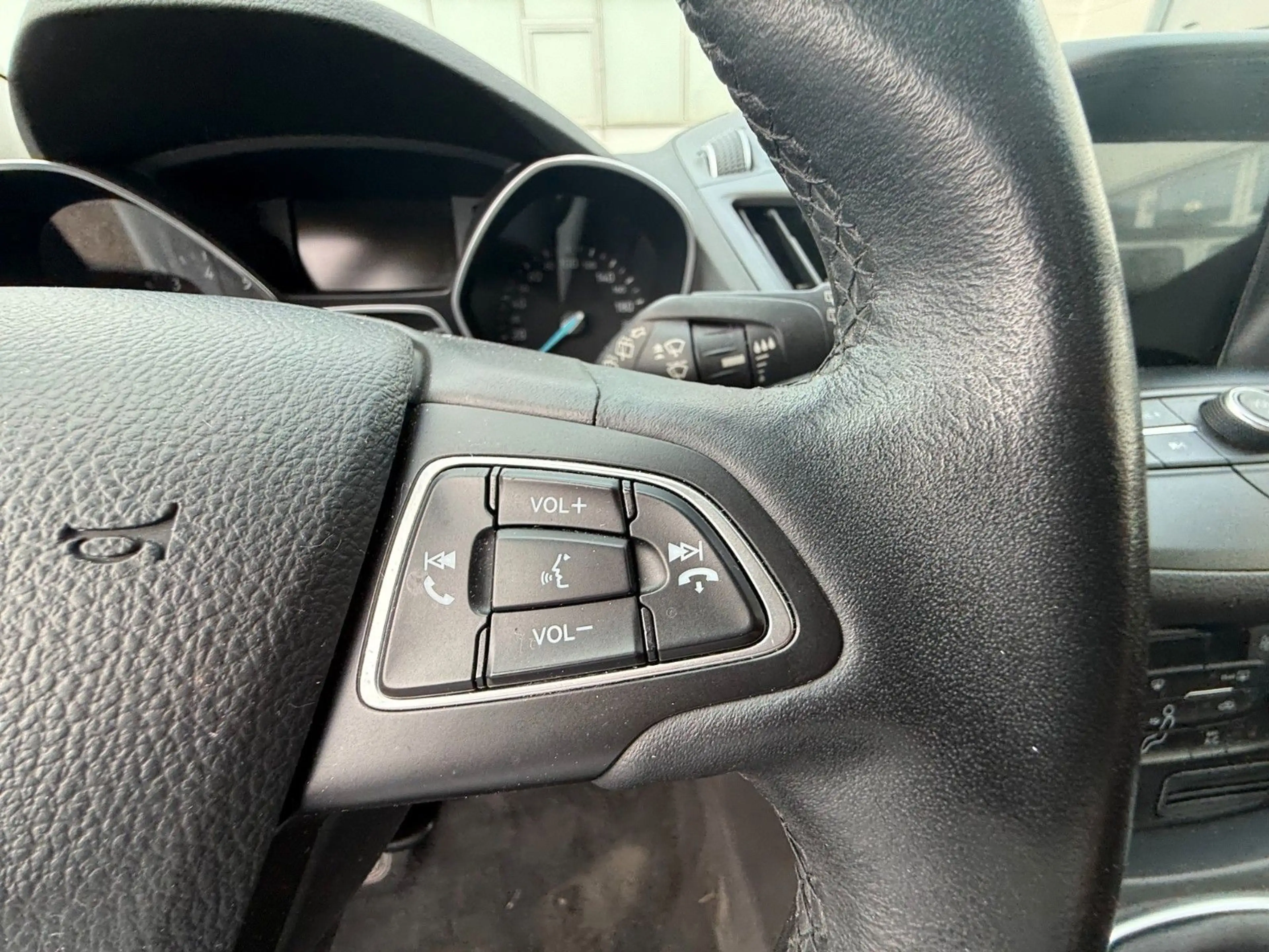 Ford Kuga Cool & Connect KLIMA/NAVI/SHZ/PDC/ALLWETTER — photo 15