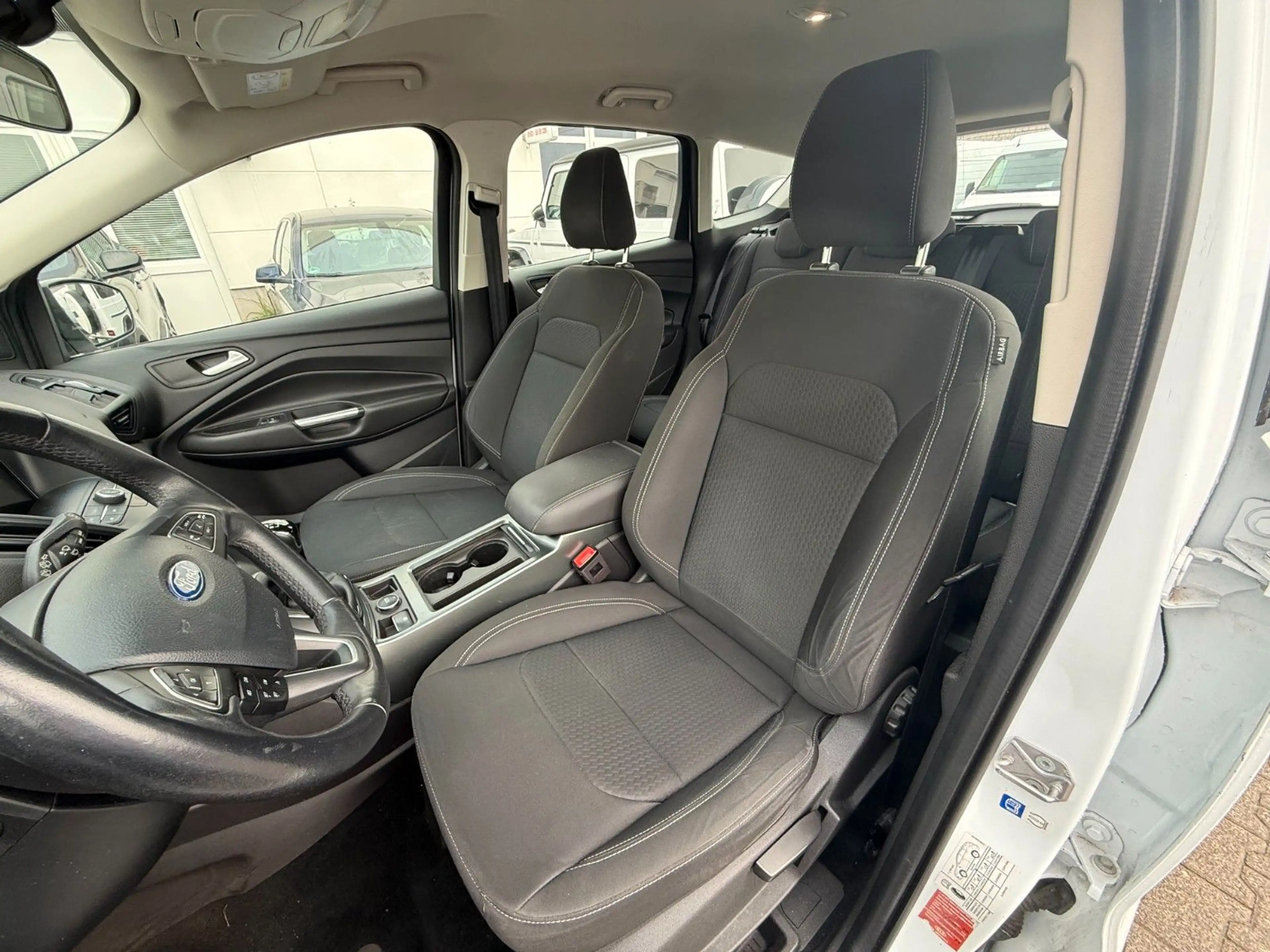 Ford Kuga Cool & Connect KLIMA/NAVI/SHZ/PDC/ALLWETTER — photo 12