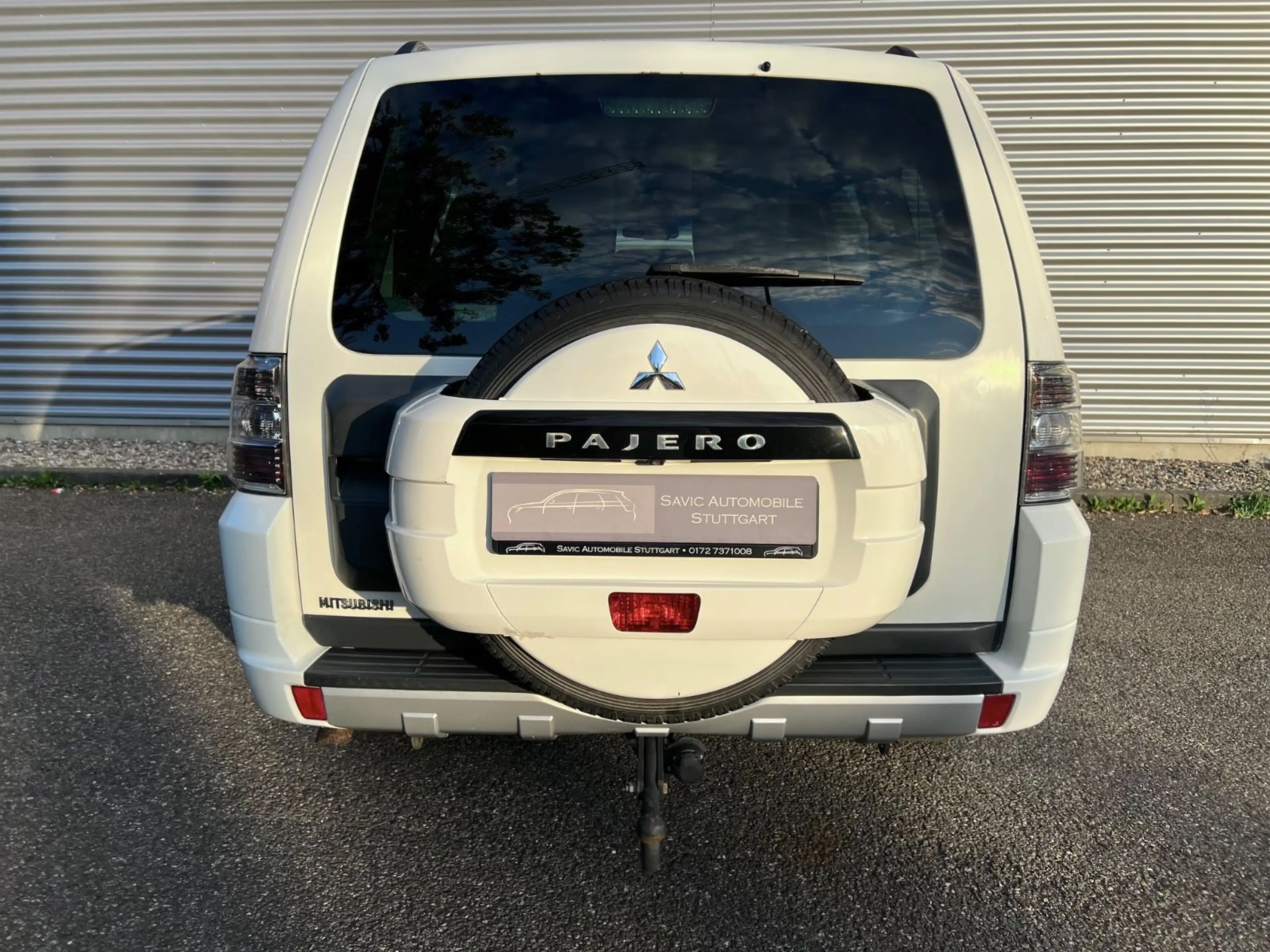Mitsubishi Pajero 3,2 DI-D 4WD Instyle Autom.7Si*1Hand*VOLL — photo 4