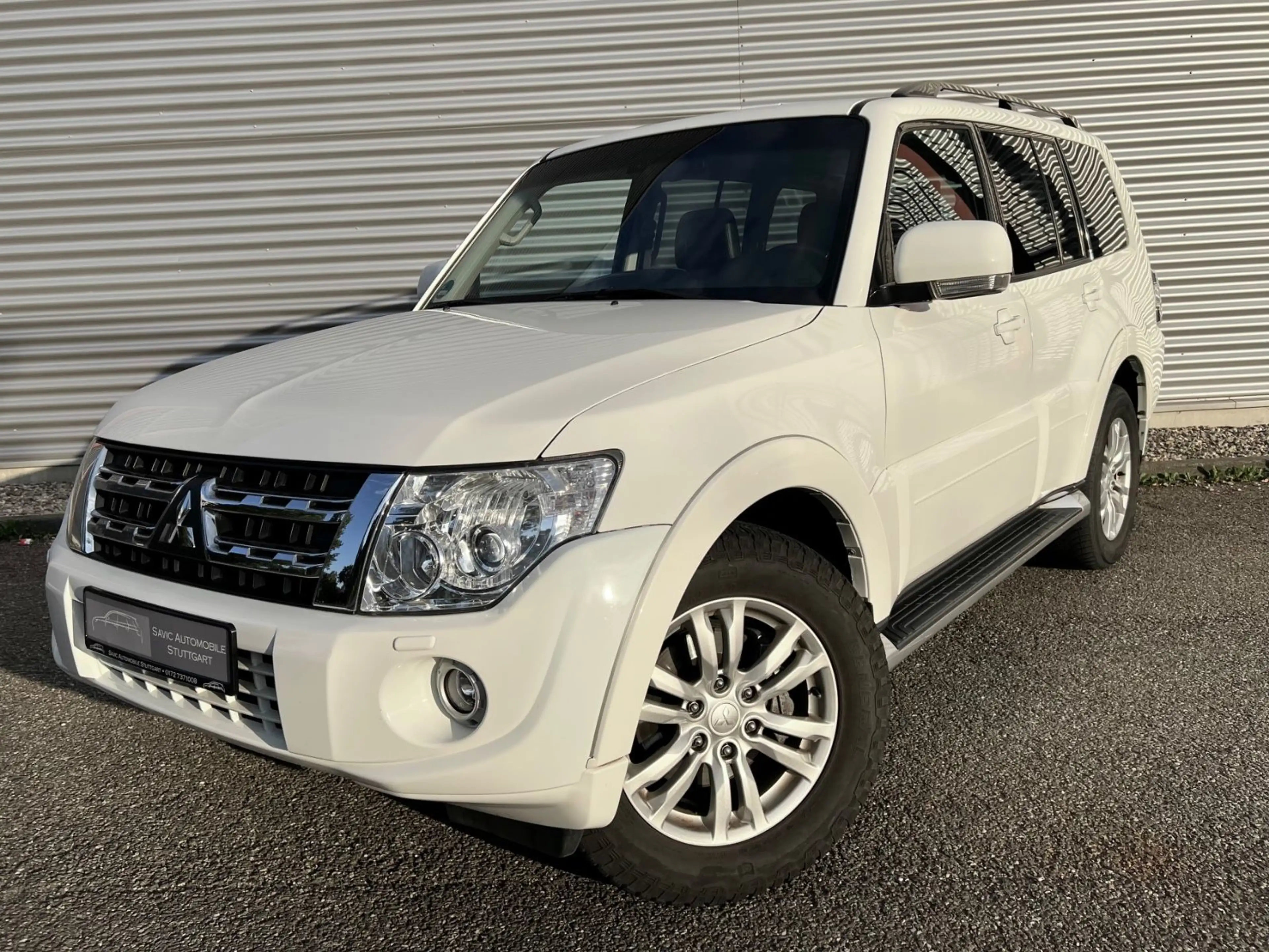 Mitsubishi Pajero 3,2 DI-D 4WD Instyle Autom.7Si*1Hand*VOLL — photo 7