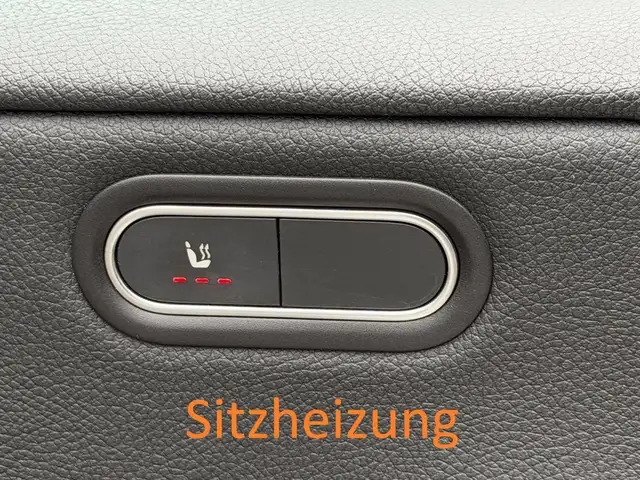 Mercedes-Benz A-Class view 12