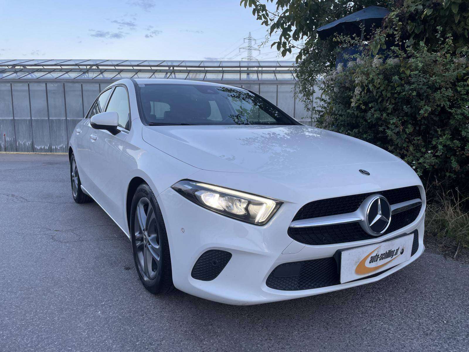 Mercedes-Benz A 180
