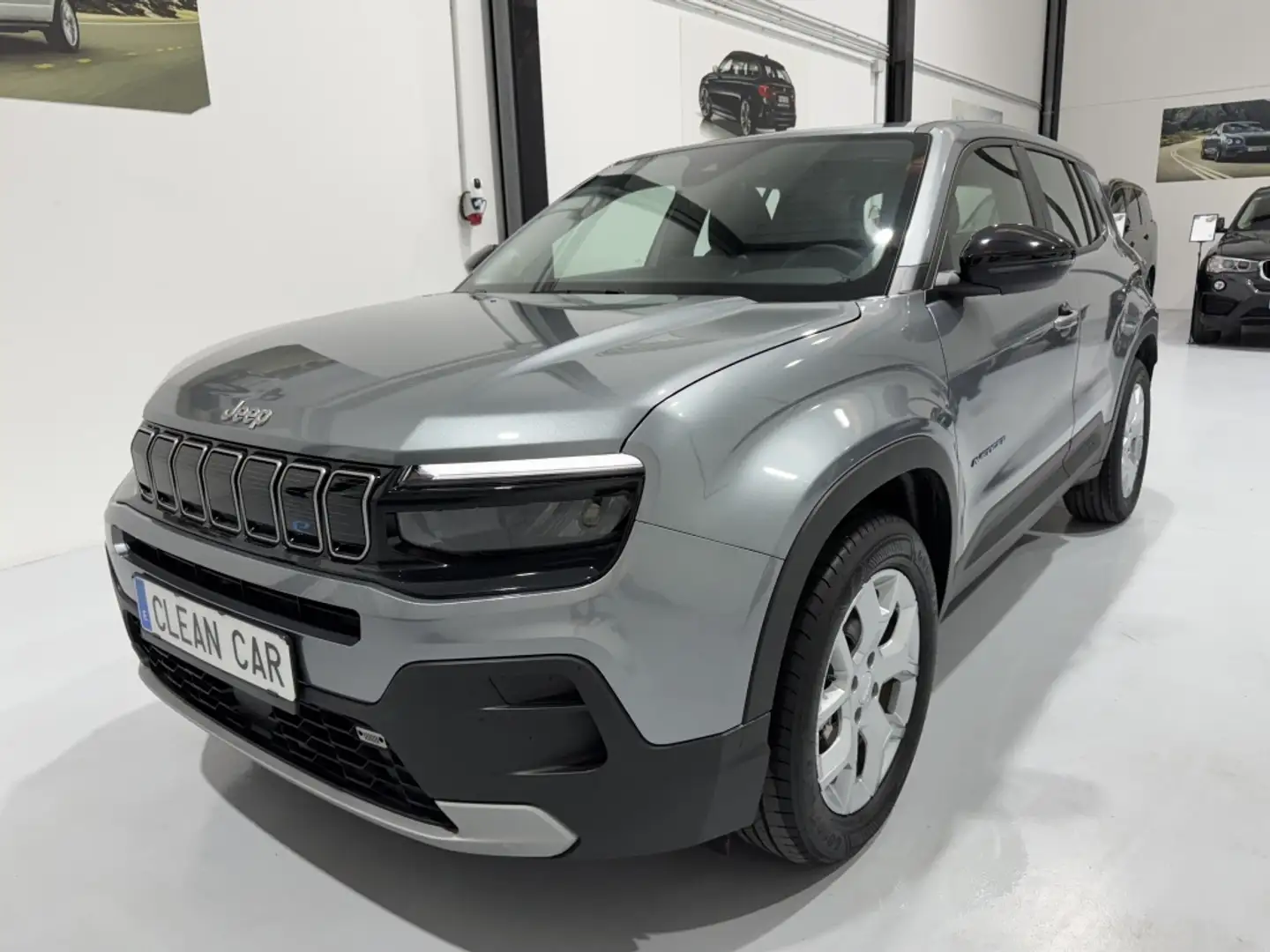 Jeep Avenger BEV Altitude 115KW 54Kwh Gris - 1