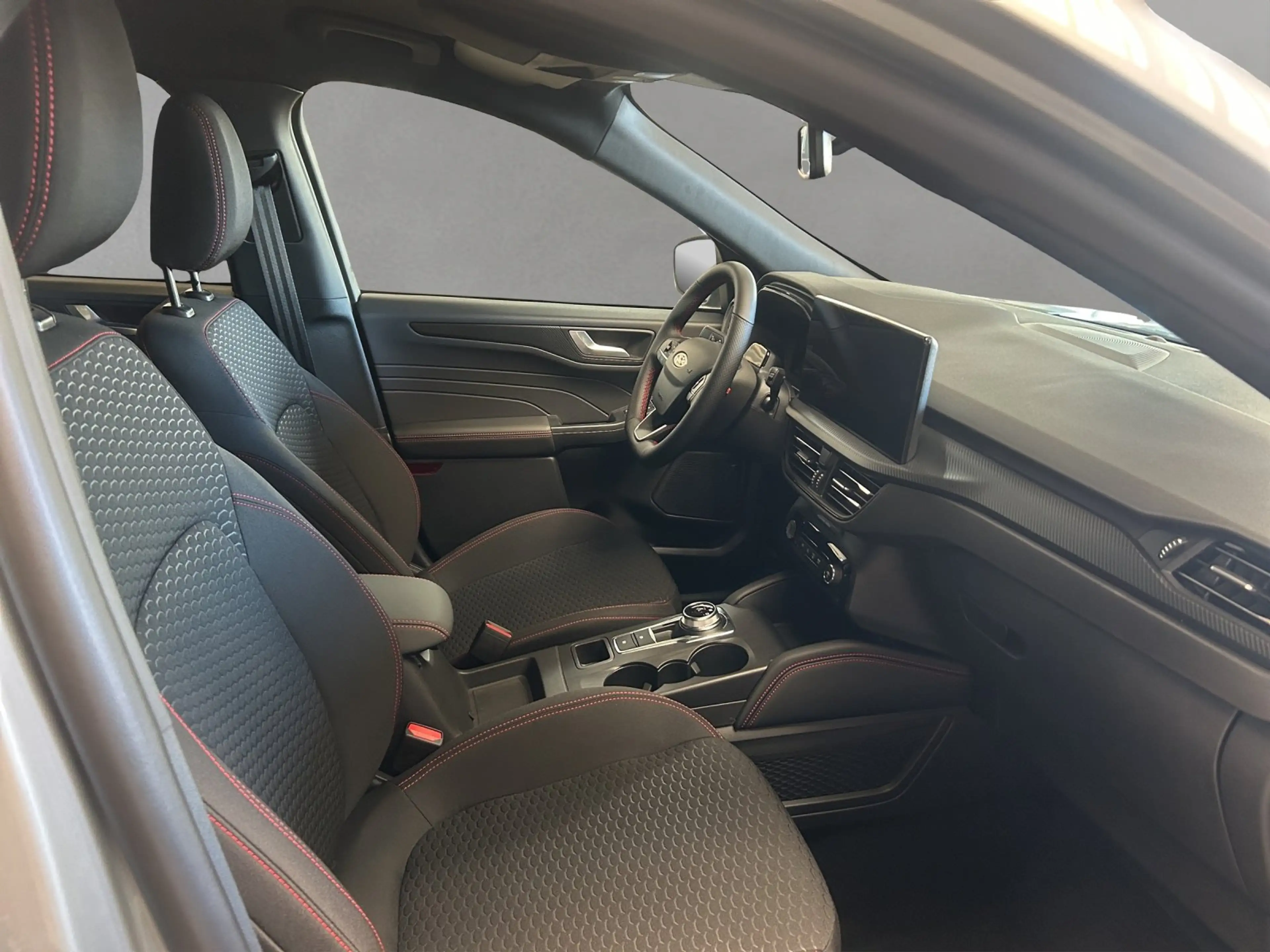Ford Kuga 1.5 EcoBoost ST-Line Automatik/FGS 5 Jahre — photo 8