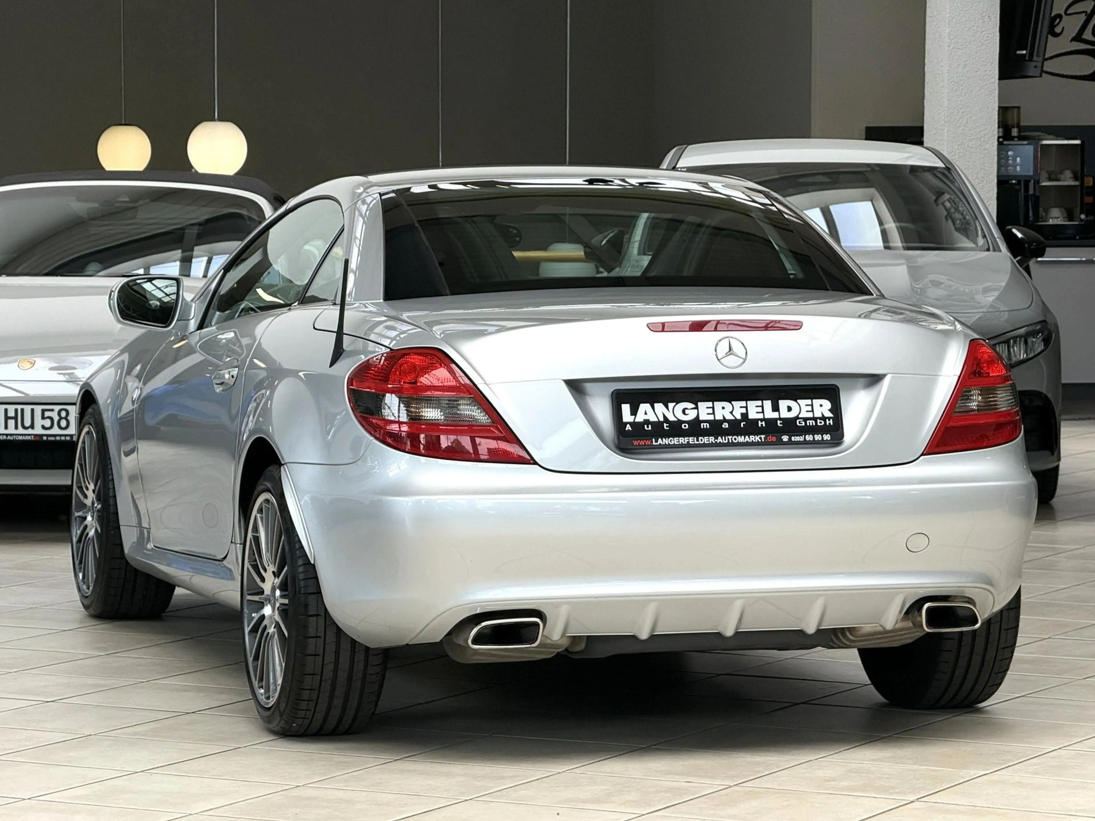 Mercedes-Benz SLK 200 SLK 200 Cabrio*AIRSCARF*LEDER*SHZ*KESKIN*el.HTP — photo 6