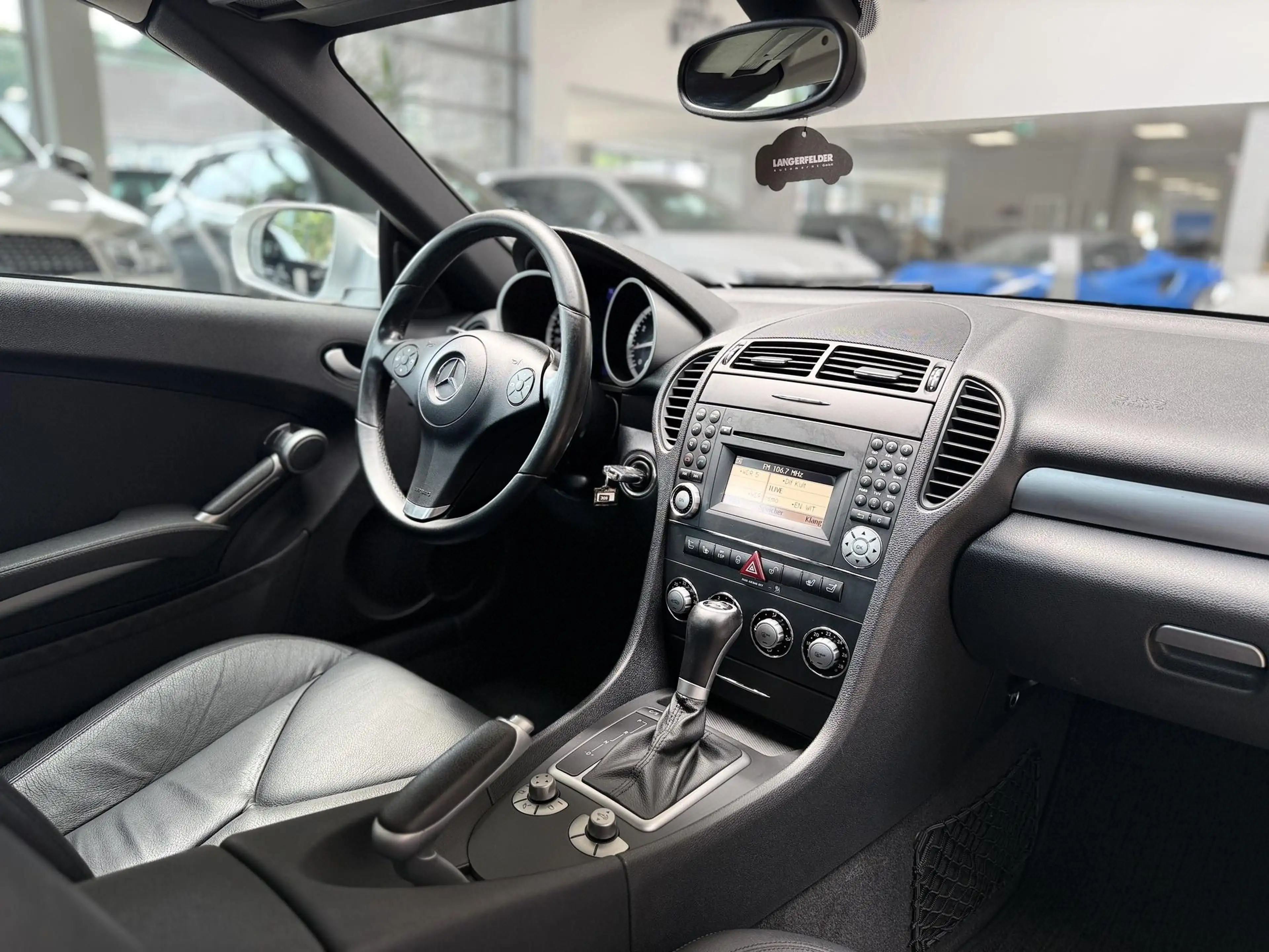Mercedes-Benz SLK 200 SLK 200 Cabrio*AIRSCARF*LEDER*SHZ*KESKIN*el.HTP — photo 15