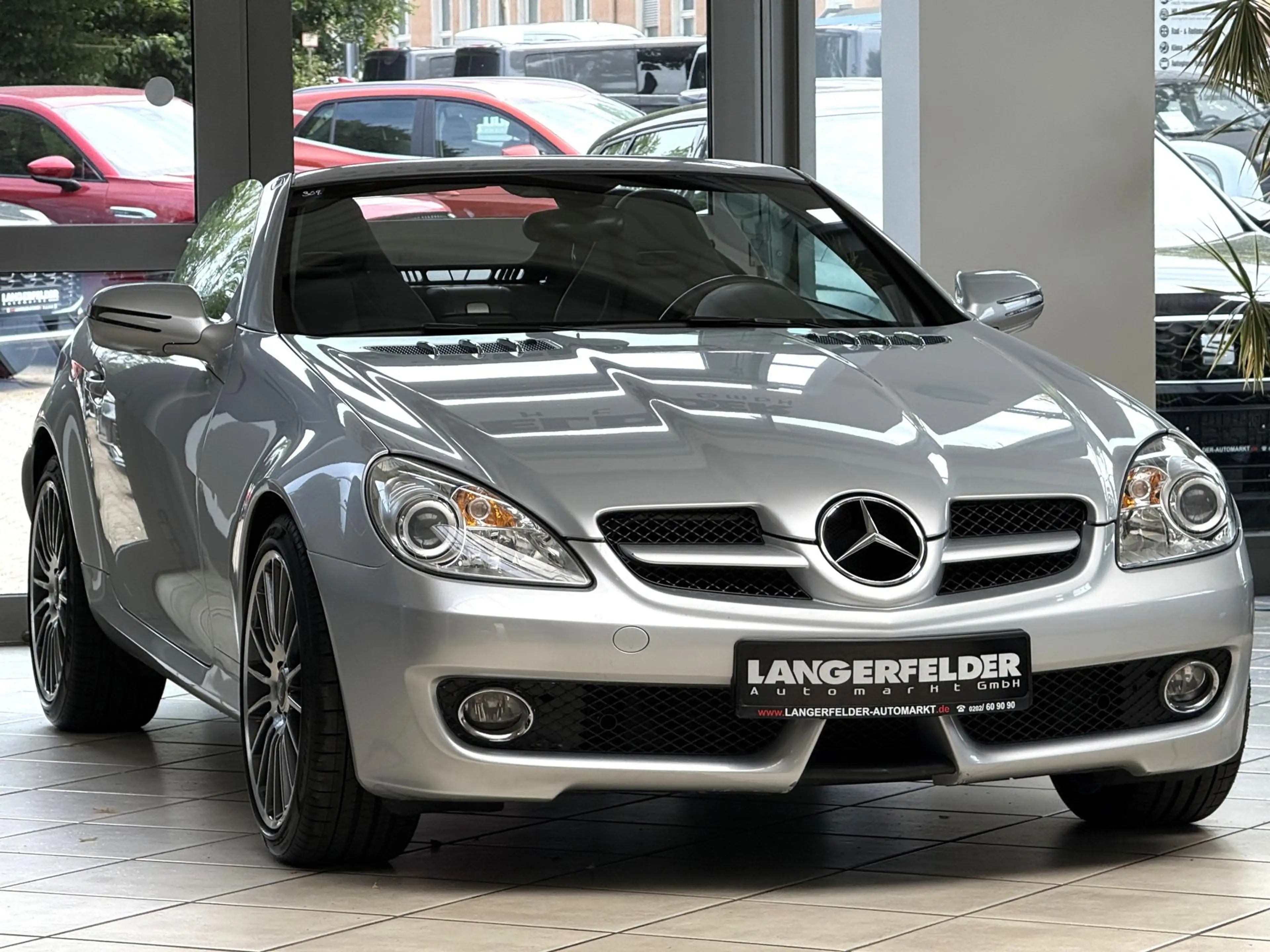 Mercedes-Benz SLK 200 SLK 200 Cabrio*AIRSCARF*LEDER*SHZ*KESKIN*el.HTP