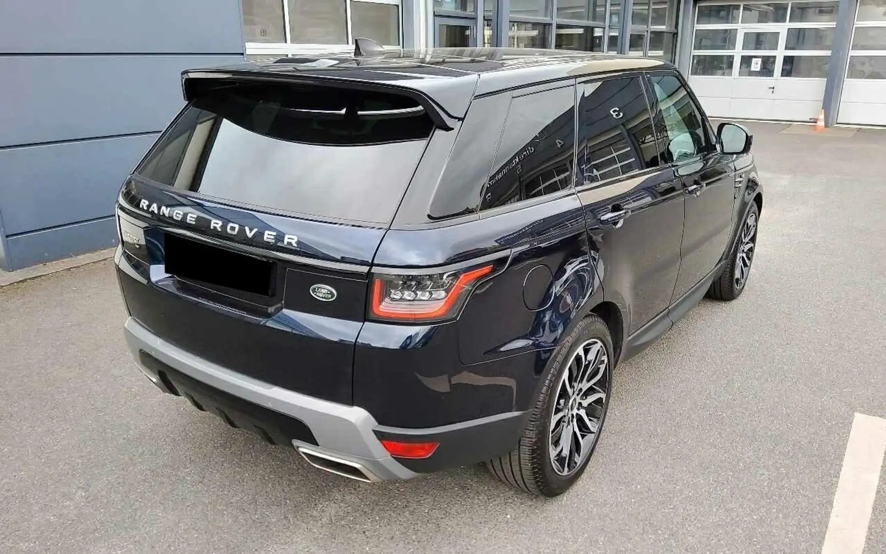 Land Rover Range Rover Sport D250 SE*Pano*SVO-Lack*21-Zoll* Blau - 2