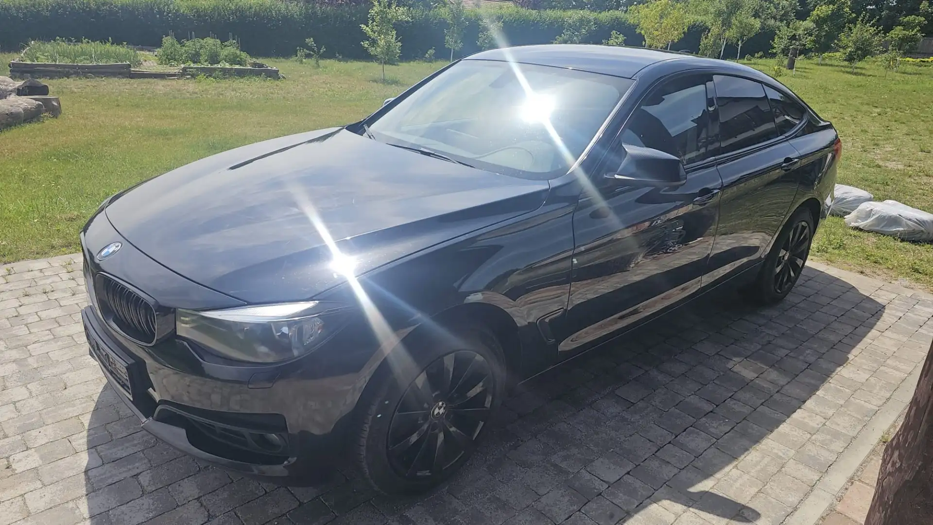 BMW 318 318d GT - 1