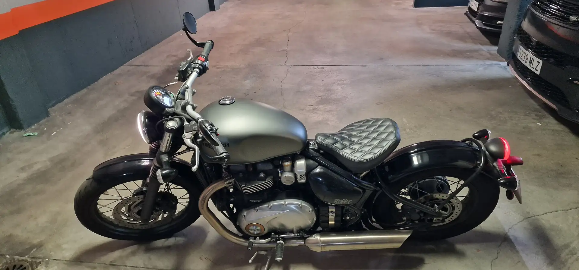 Triumph Bonneville Bobber Abs Yeşil - 2