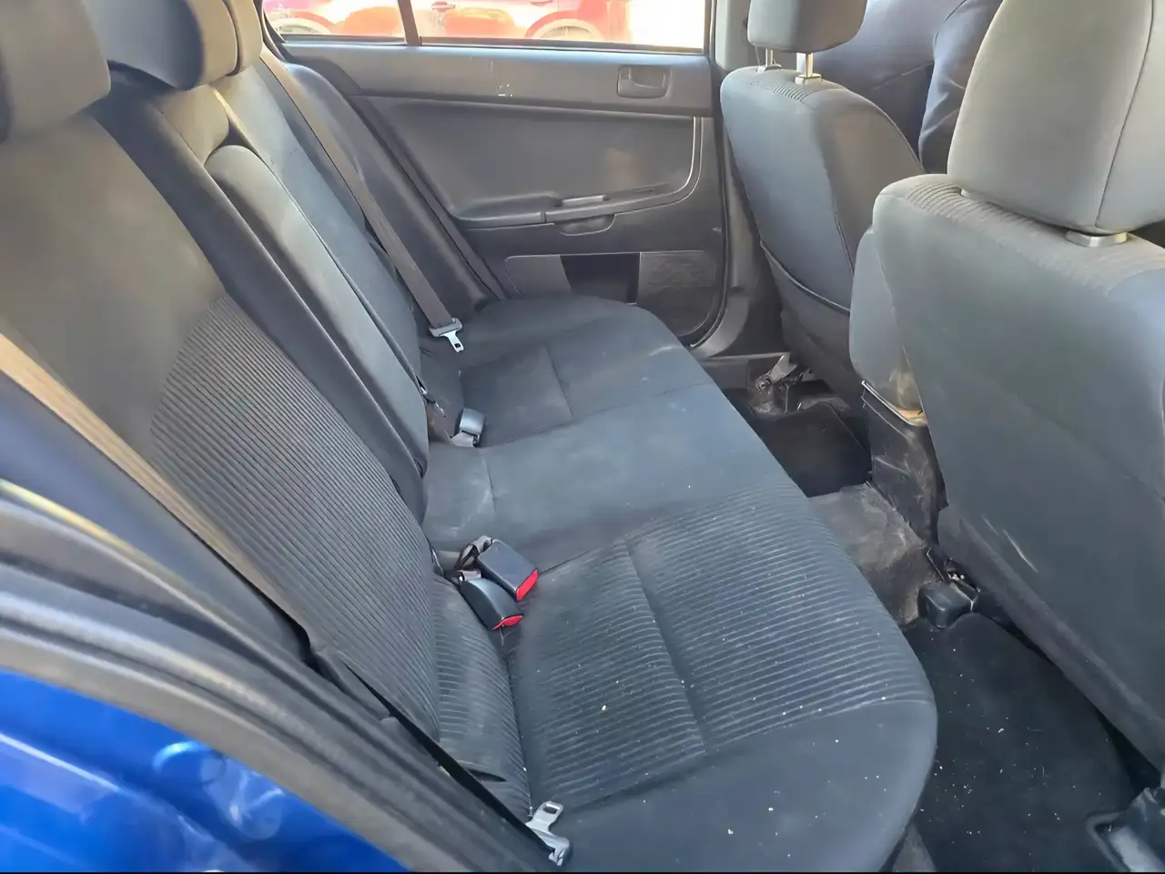 Mitsubishi Lancer снимка Mitsubishi Lancer