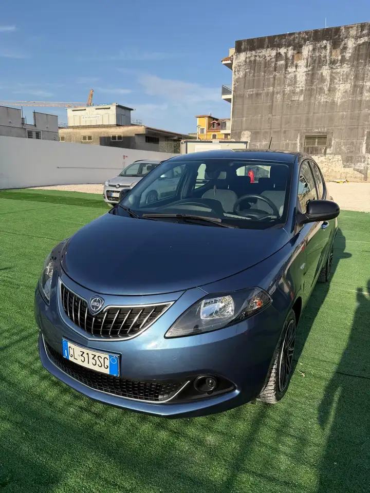 Lancia Ypsilon 2022