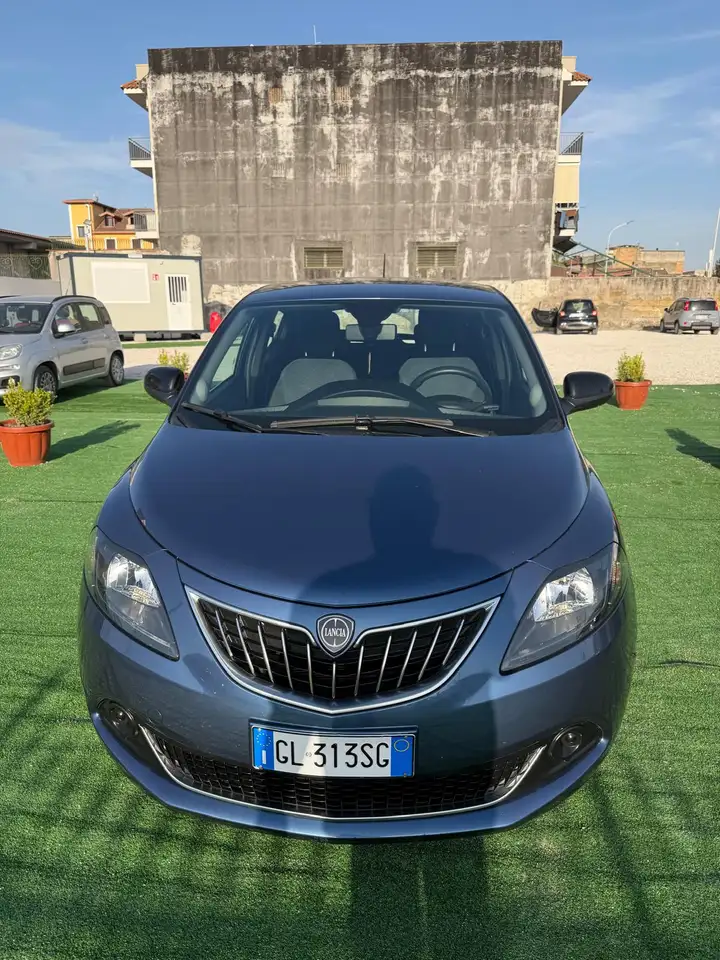 Lancia Ypsilon 2022