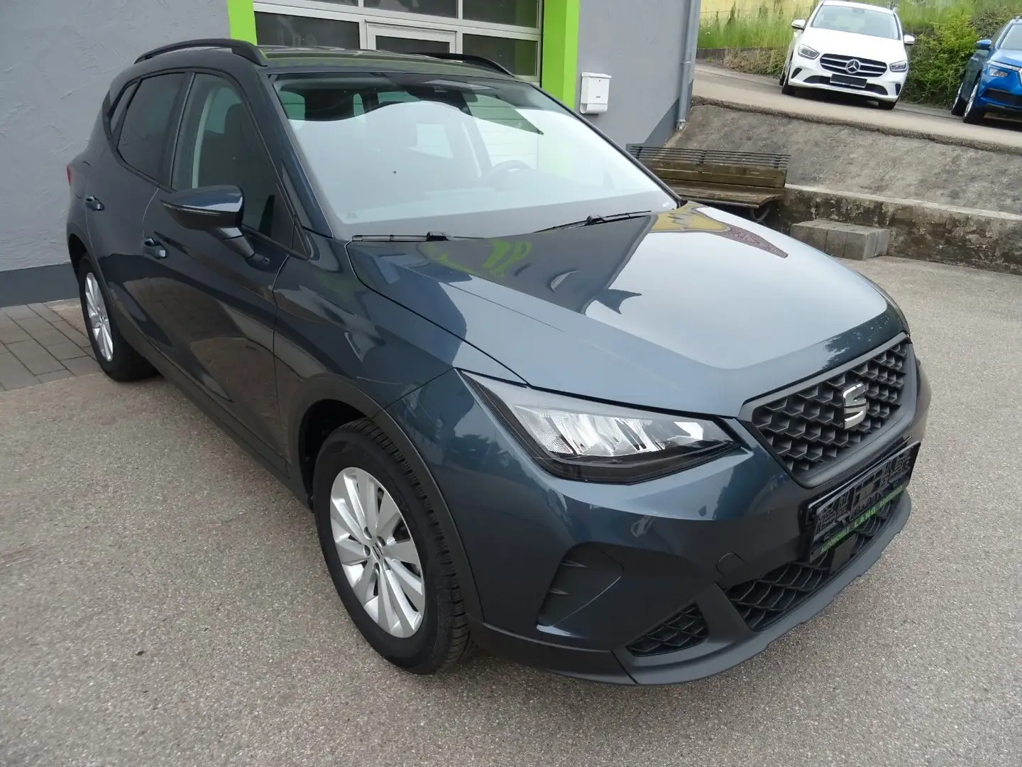 SEAT Arona 1,0 Style #SHZ #LED #PDC #NAVI Gris - 1
