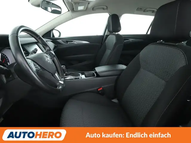 Opel Insignia view 10