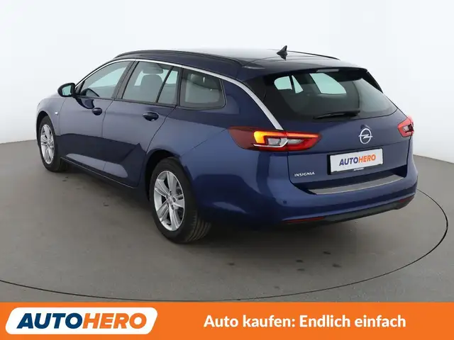 Opel Insignia view 4