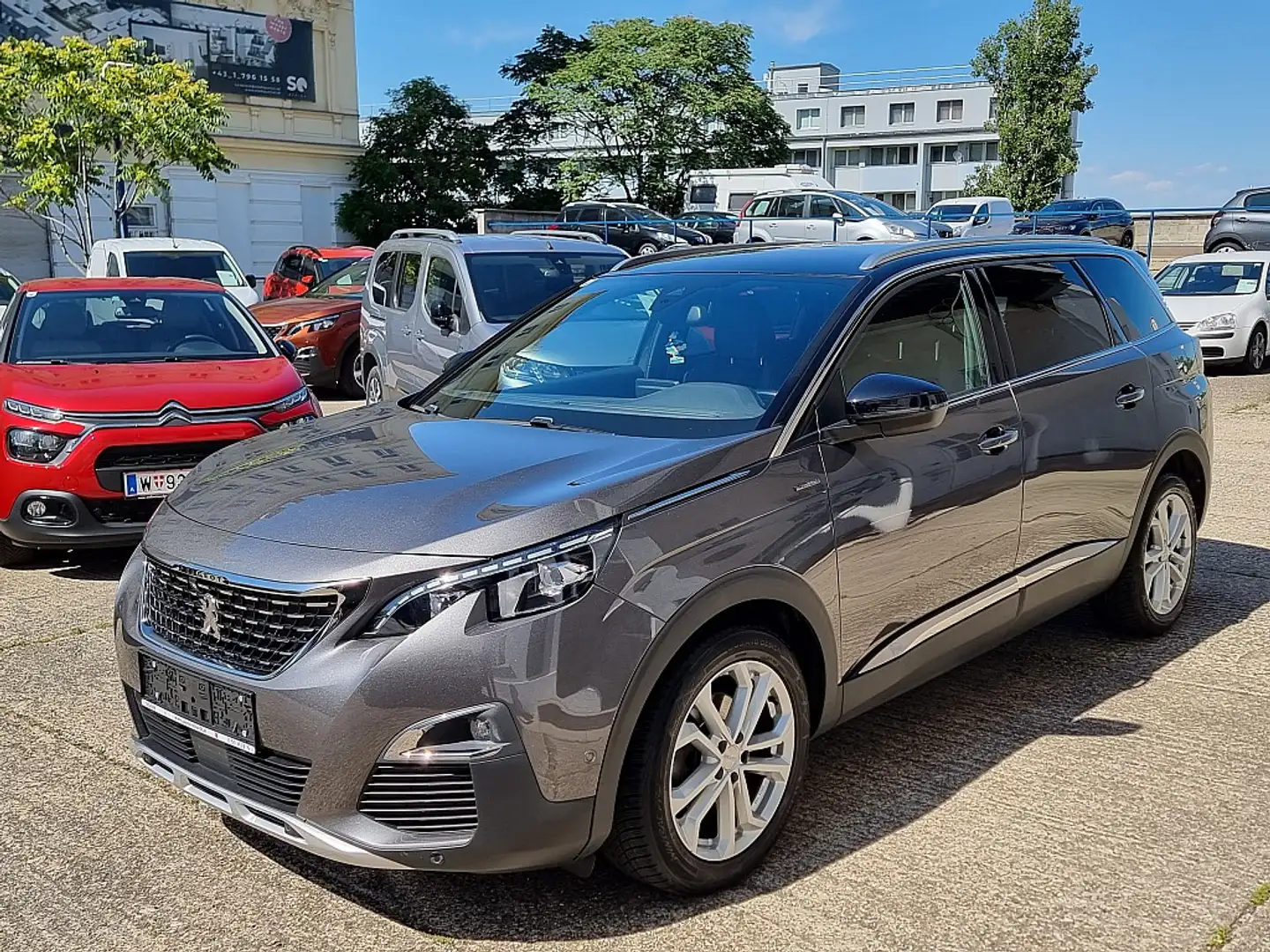 Peugeot 5008 1,5 BlueHDI 130 S&S EAT8 GT-Line Aut. Grau - 1