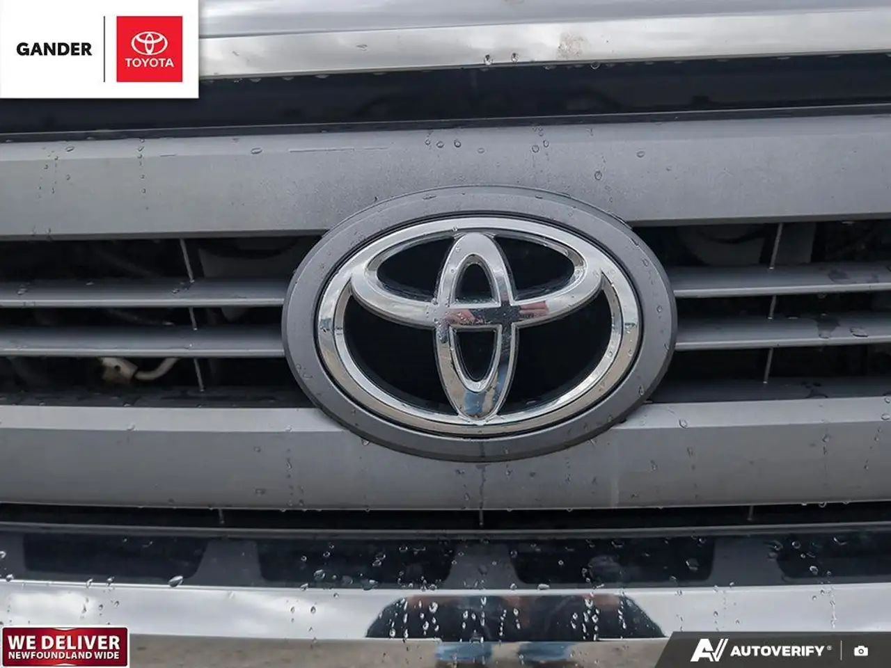 Toyota Tundra снимка Toyota Tundra
