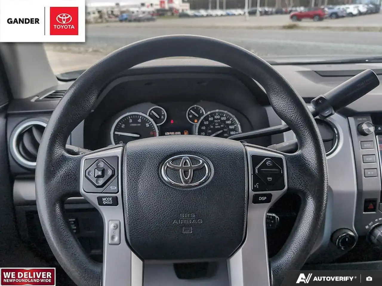 Toyota Tundra снимка Toyota Tundra
