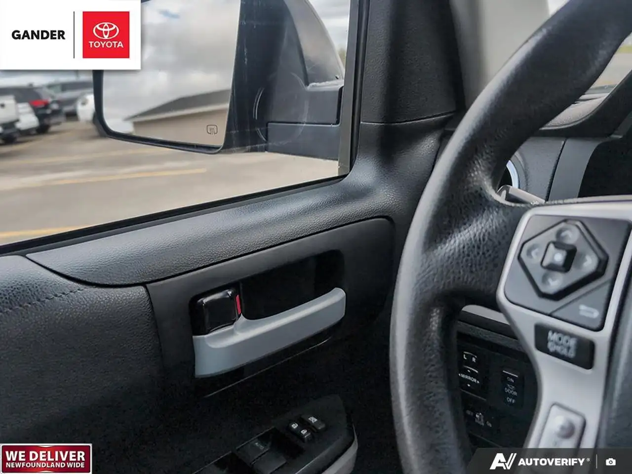 Toyota Tundra снимка Toyota Tundra