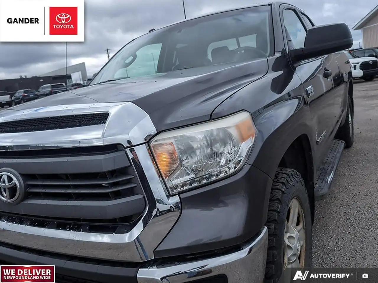 Toyota Tundra снимка Toyota Tundra