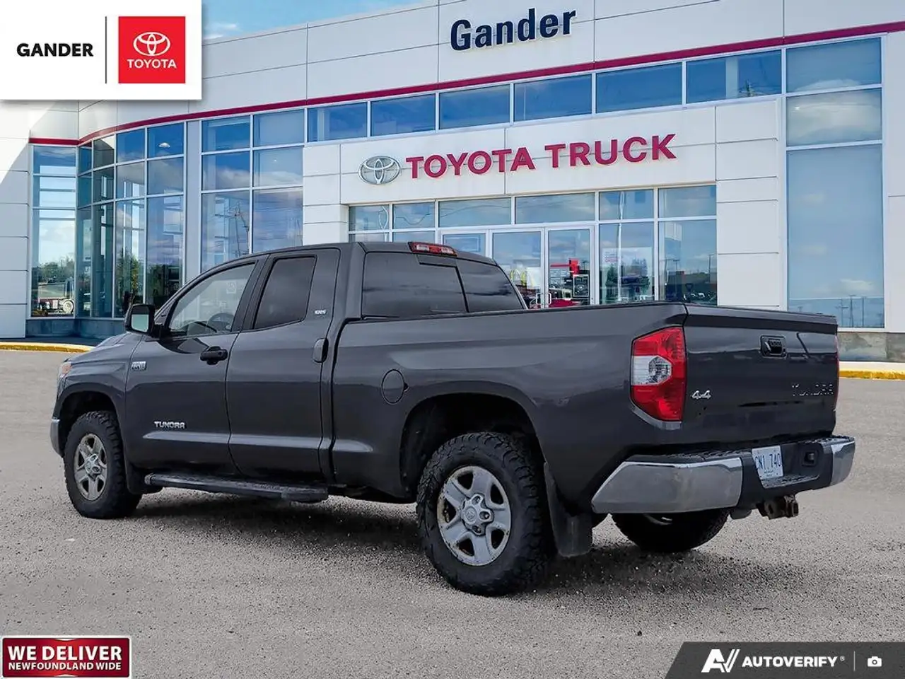 Toyota Tundra снимка Toyota Tundra