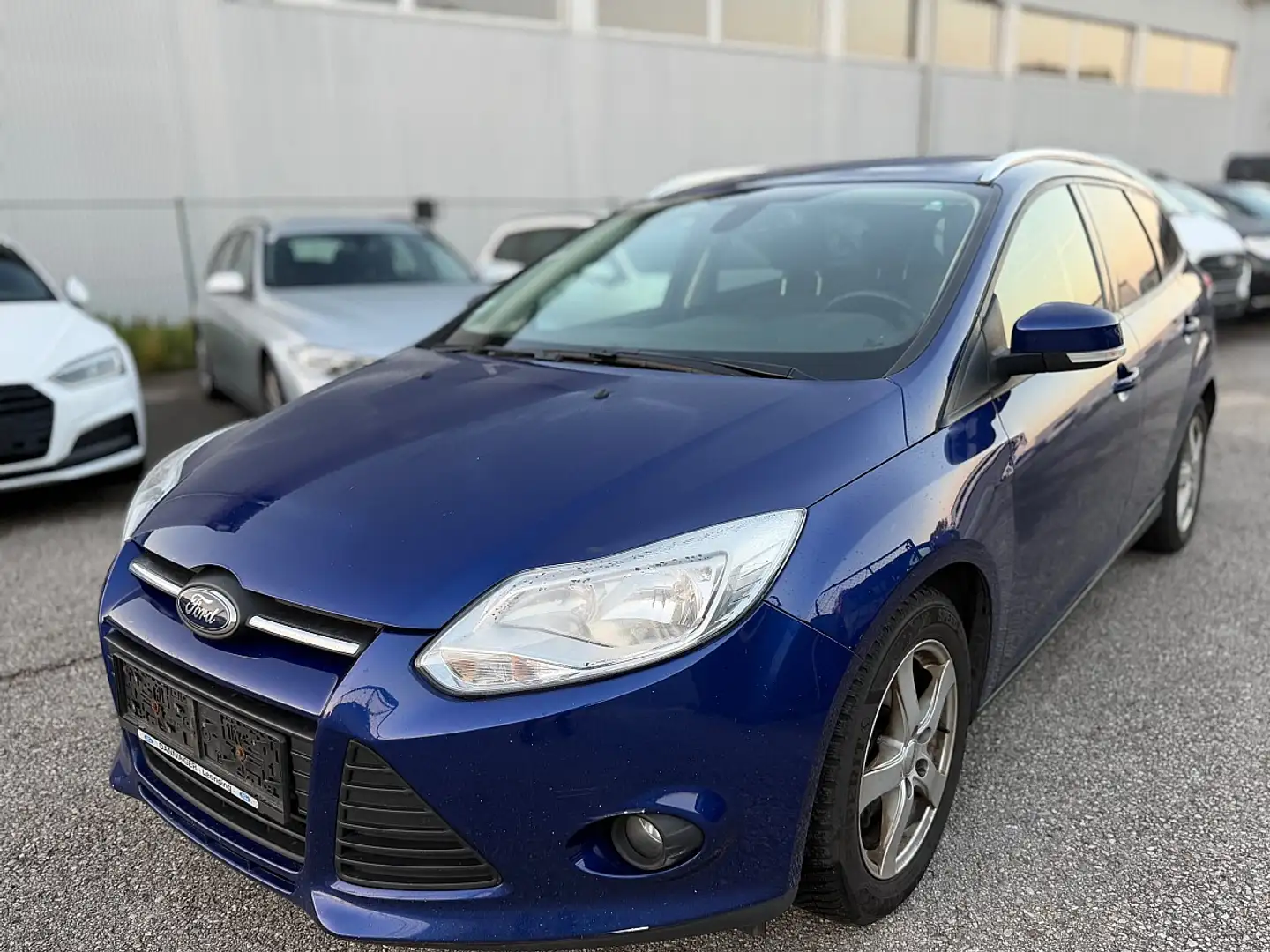 Ford Focus Blau - 1