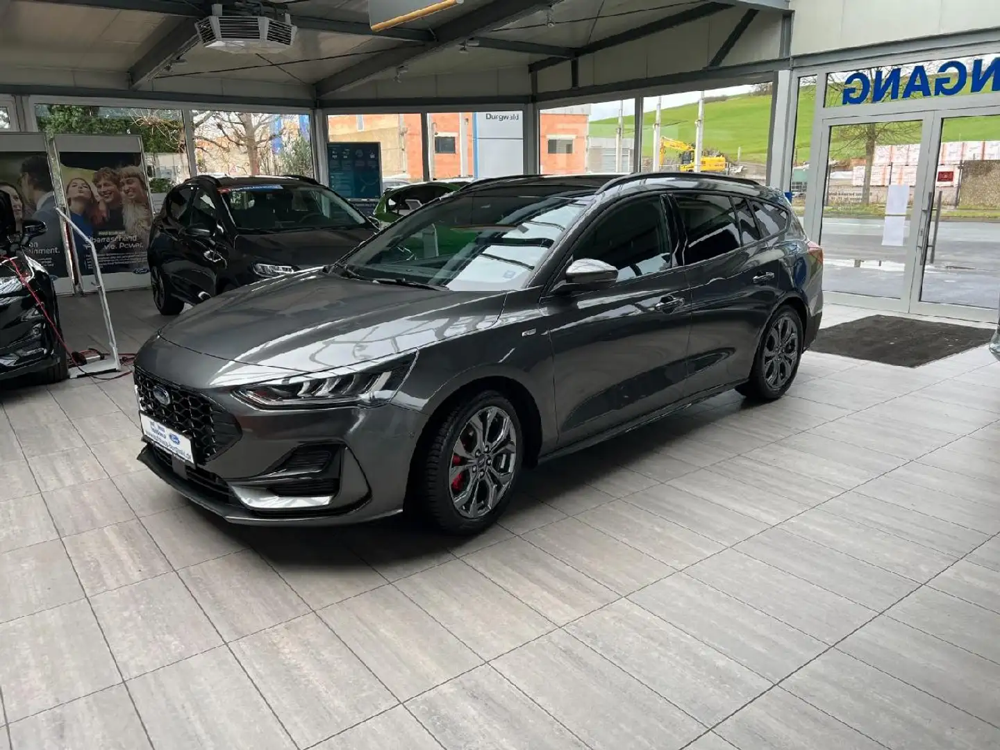 Ford Focus Focus 1.0 EcoBoost ST-Line X S/S (EURO 6d) Grau - 1