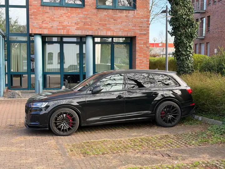 Audi SQ7 SQ7 TFSI quattro tiptronic
