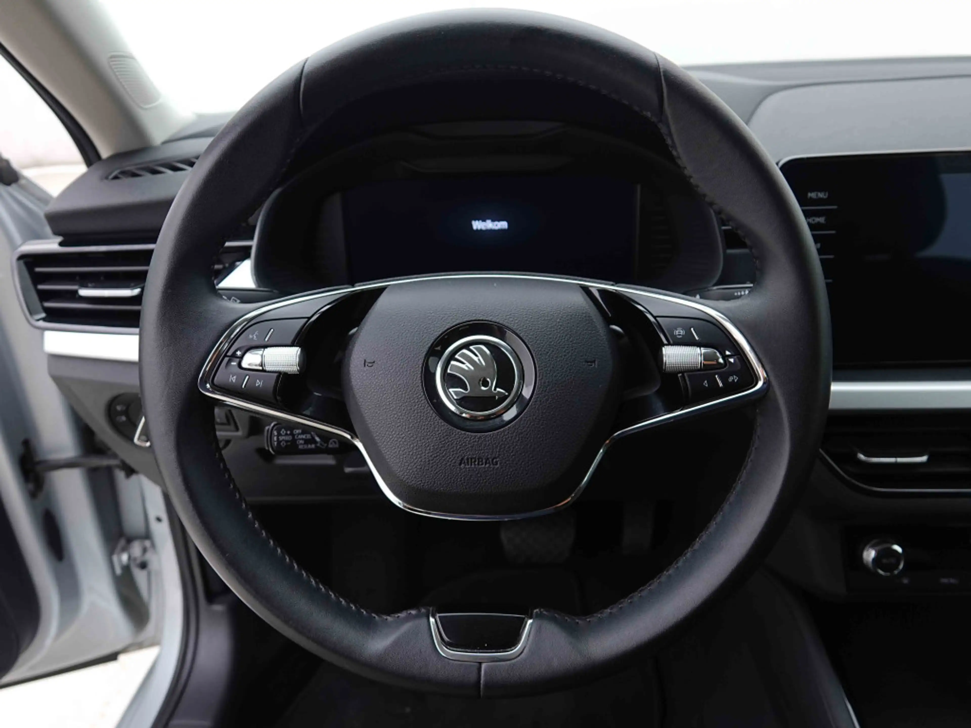 Skoda Scala 1.0 TSi AUT 110 Ambition | GPS | Adaptive Cruise | LED — photo 9