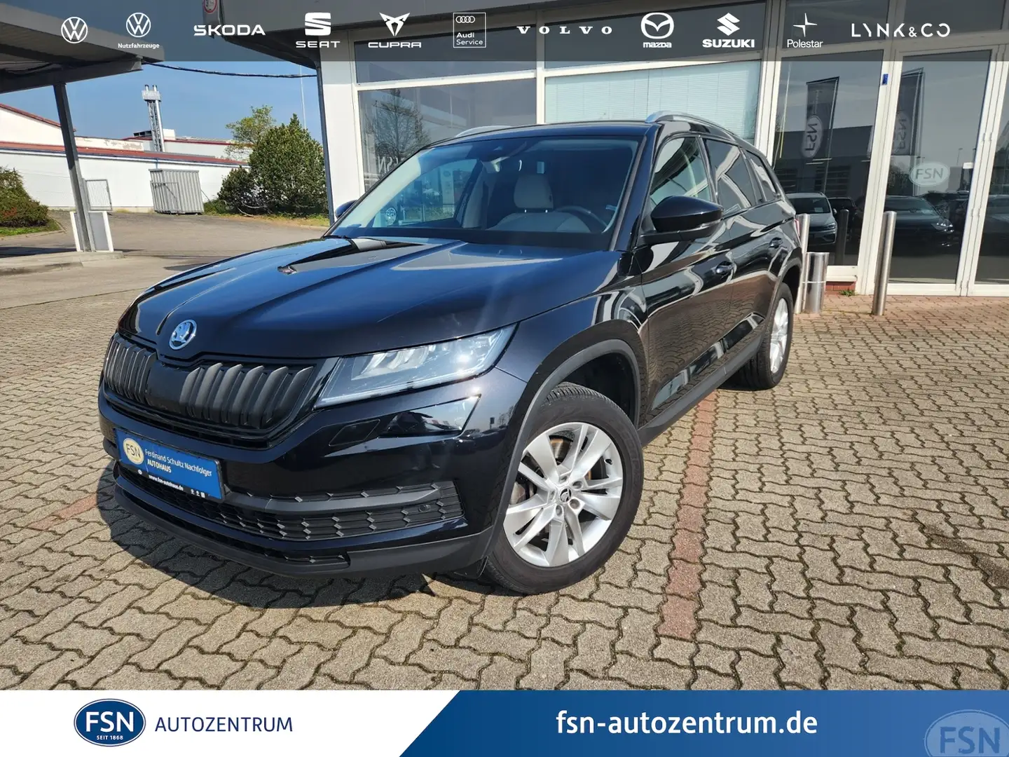 Skoda Kodiaq TDI DSG 4x4  360° DCC 7Sitzer AHK elektr. Heckkla Schwarz - 1