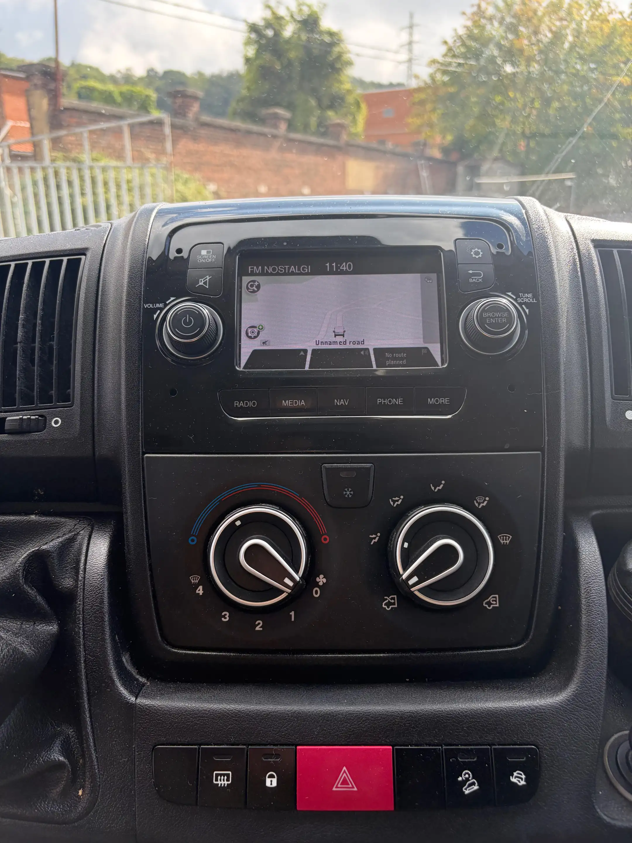 Citroen Jumper 2.2 BlueHDi L3H2 Easy Pack 2Cab S/S — photo 14