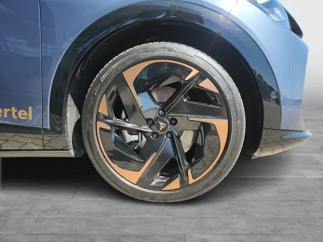 Cupra Tavascan view 7