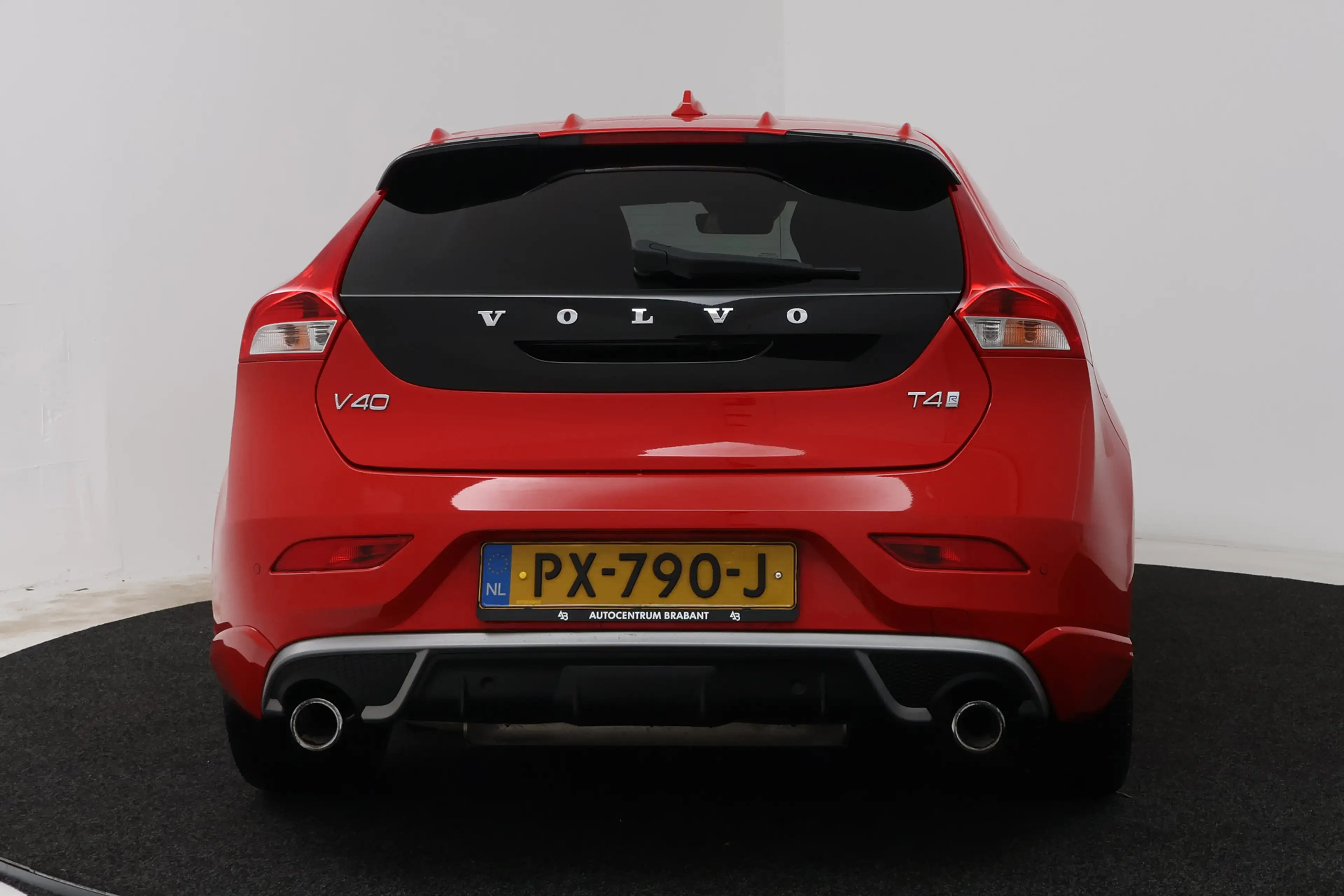 Volvo V40 2.0 T4 Business Sport (STOELVERWARMING, CRUISE CON — photo 10
