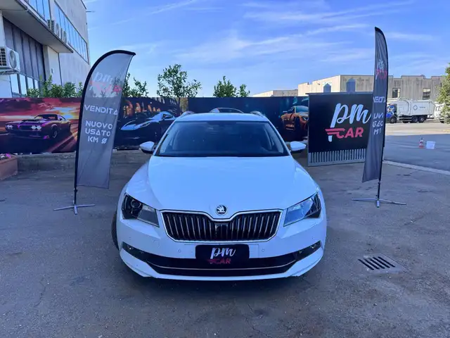 Skoda Superb view 2
