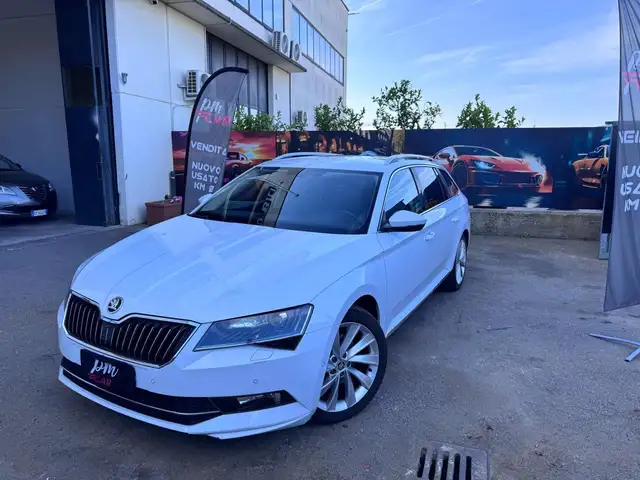 2016 Skoda Superb in White for sale