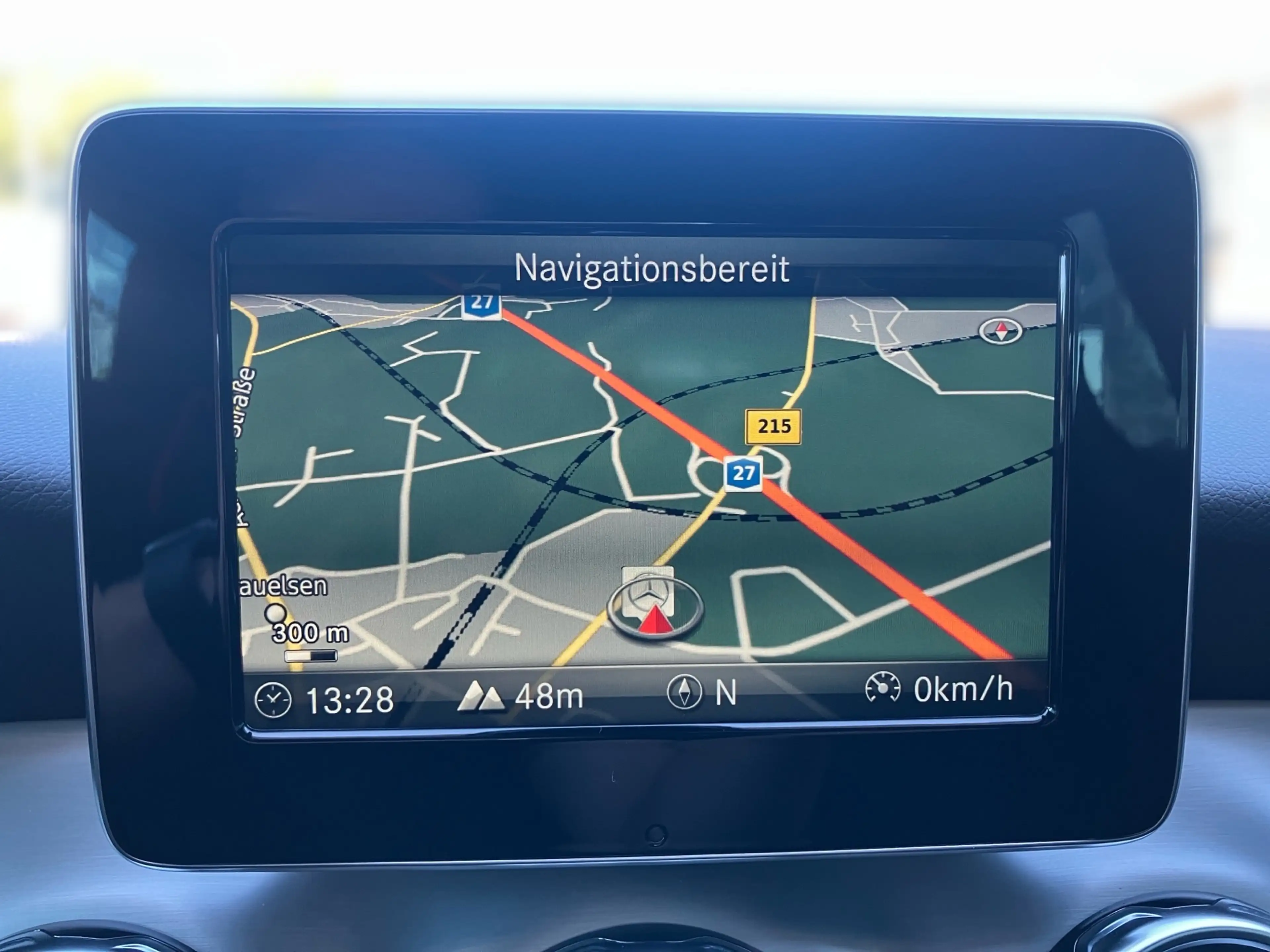 Mercedes-Benz GLA 180 d AMG+Navi+LED+SHZ+PTS+Tempom.+LMR+Klima — photo 11