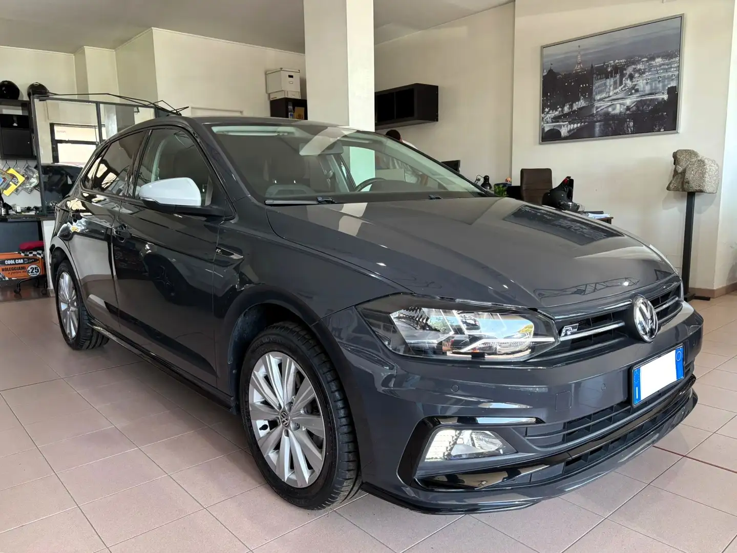 Volkswagen Polo Polo 5p 1.0 tsi Highline 115cv R LINE Grey - 1