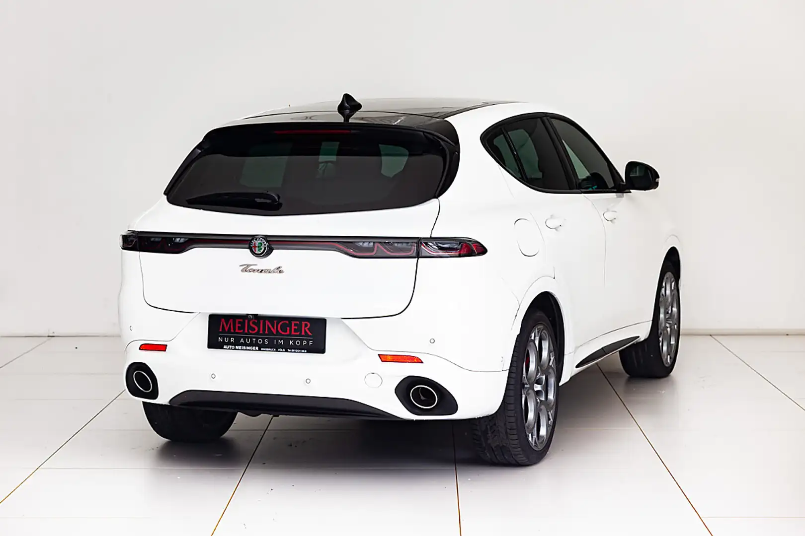 Alfa Romeo Tonale Tributo Italiano 1.3 T4 PHEV VGT e-AWD Weiß - 2