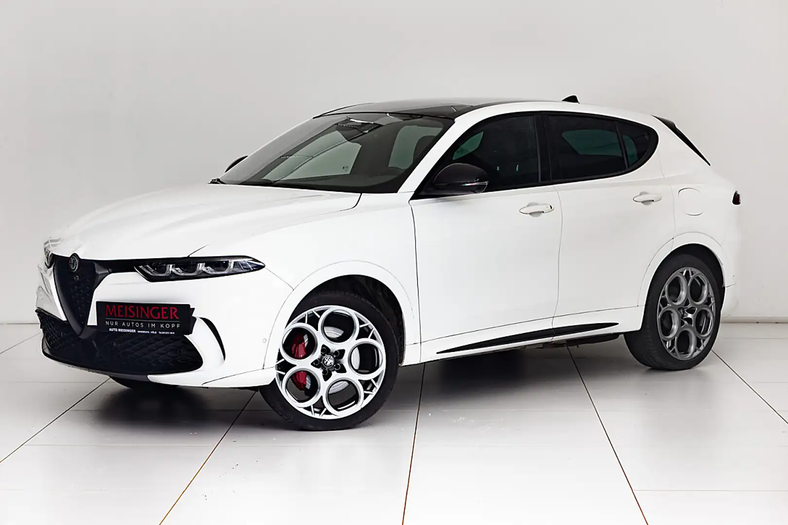Alfa Romeo Tonale Tributo Italiano 1.3 T4 PHEV VGT e-AWD Weiß - 1