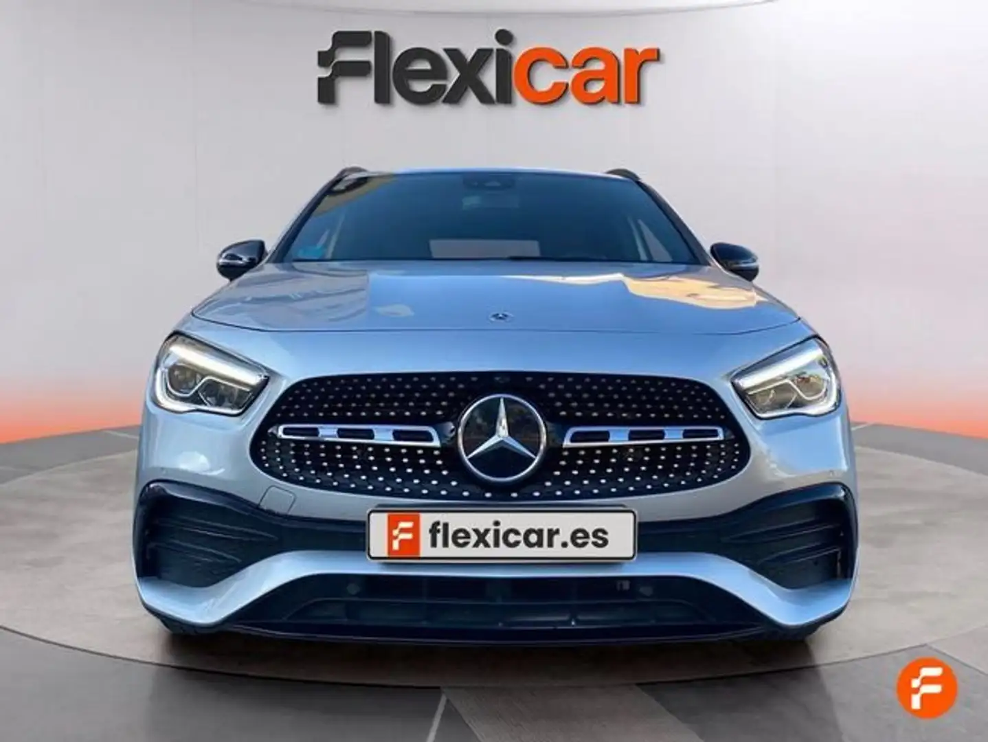 Mercedes-Benz GLA 200 200d Gris - 2