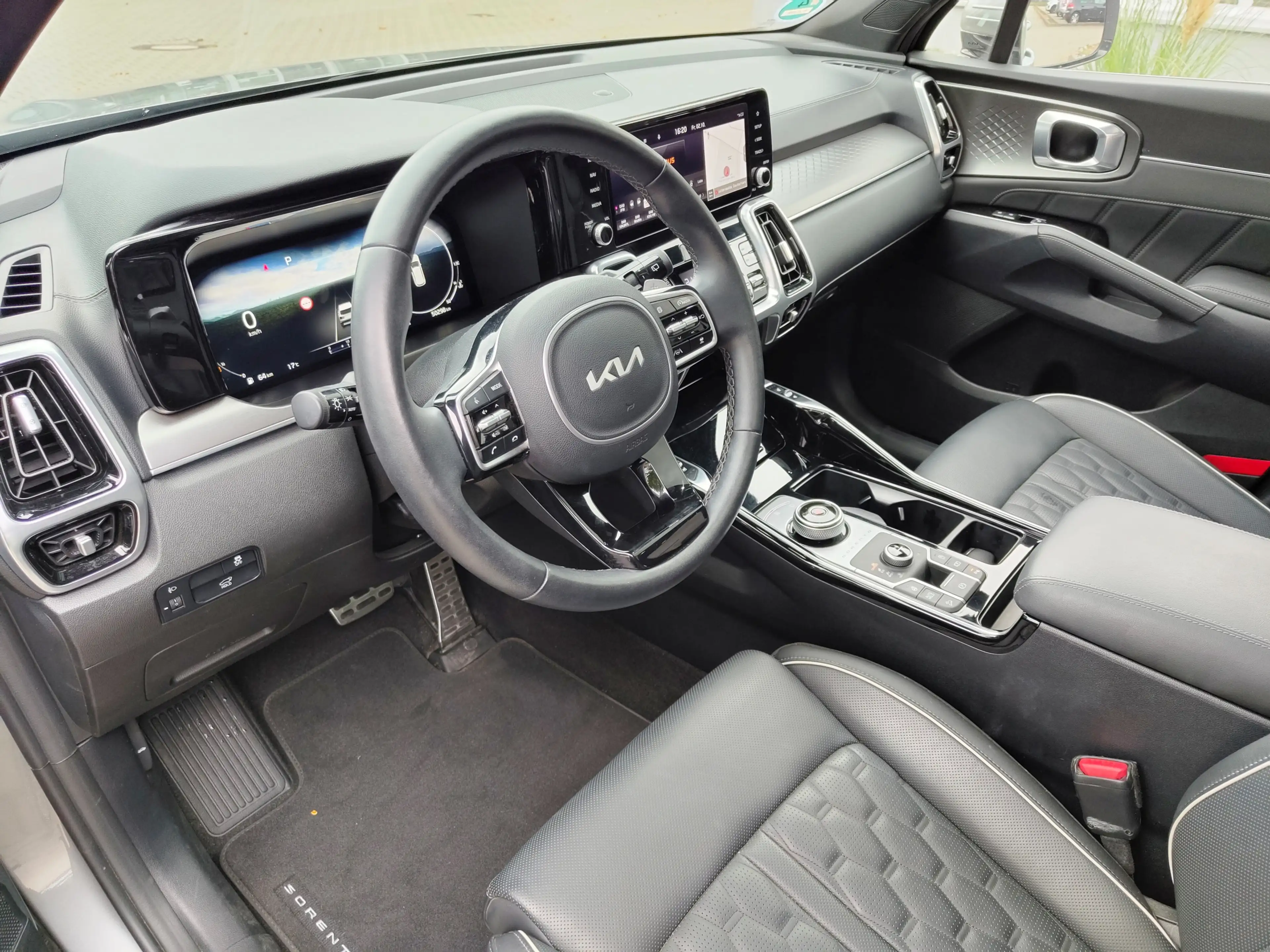 Kia Sorento 2.0 CRDi Plat.AWD 7Sitze-Pano-HeadUp-AHK — photo 8
