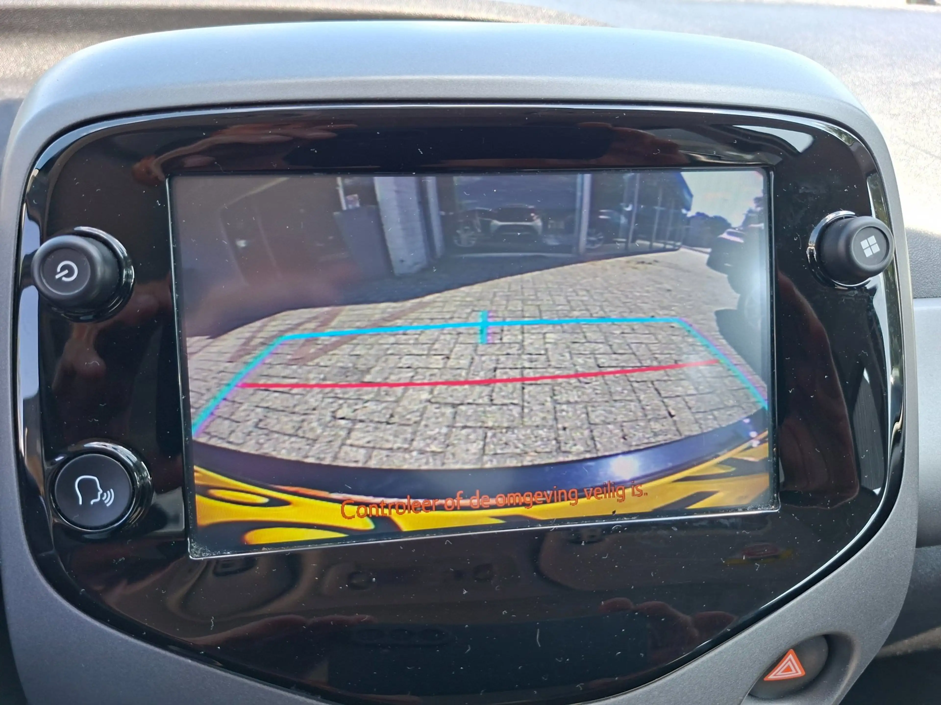 Toyota Aygo 1.0 VVT-i x-play limited Cabrio Top Airco Camera — photo 13
